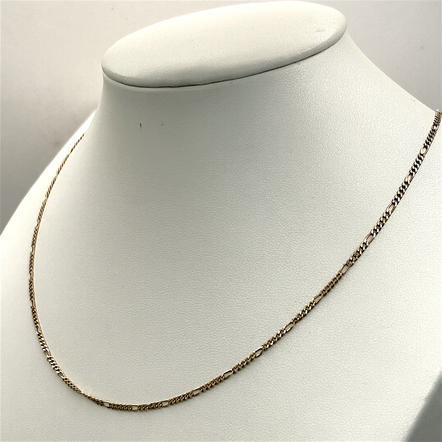 NZGD | 14ct Gold Minimalist Everyday Figaro Chain 45cm