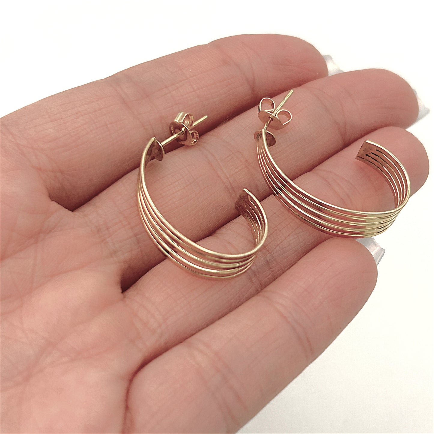 NZGD | 14ct Gold Urban Luxe J‑Curve Earrings
