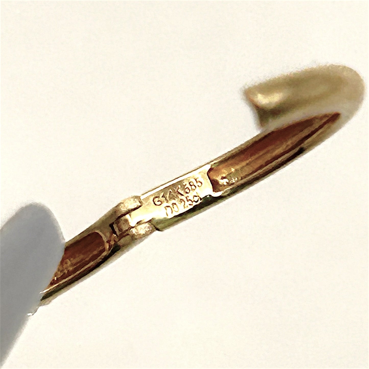 NZGD | 14ct Gold Aurelia Diamond 0.25ct Huggies 17.6mm