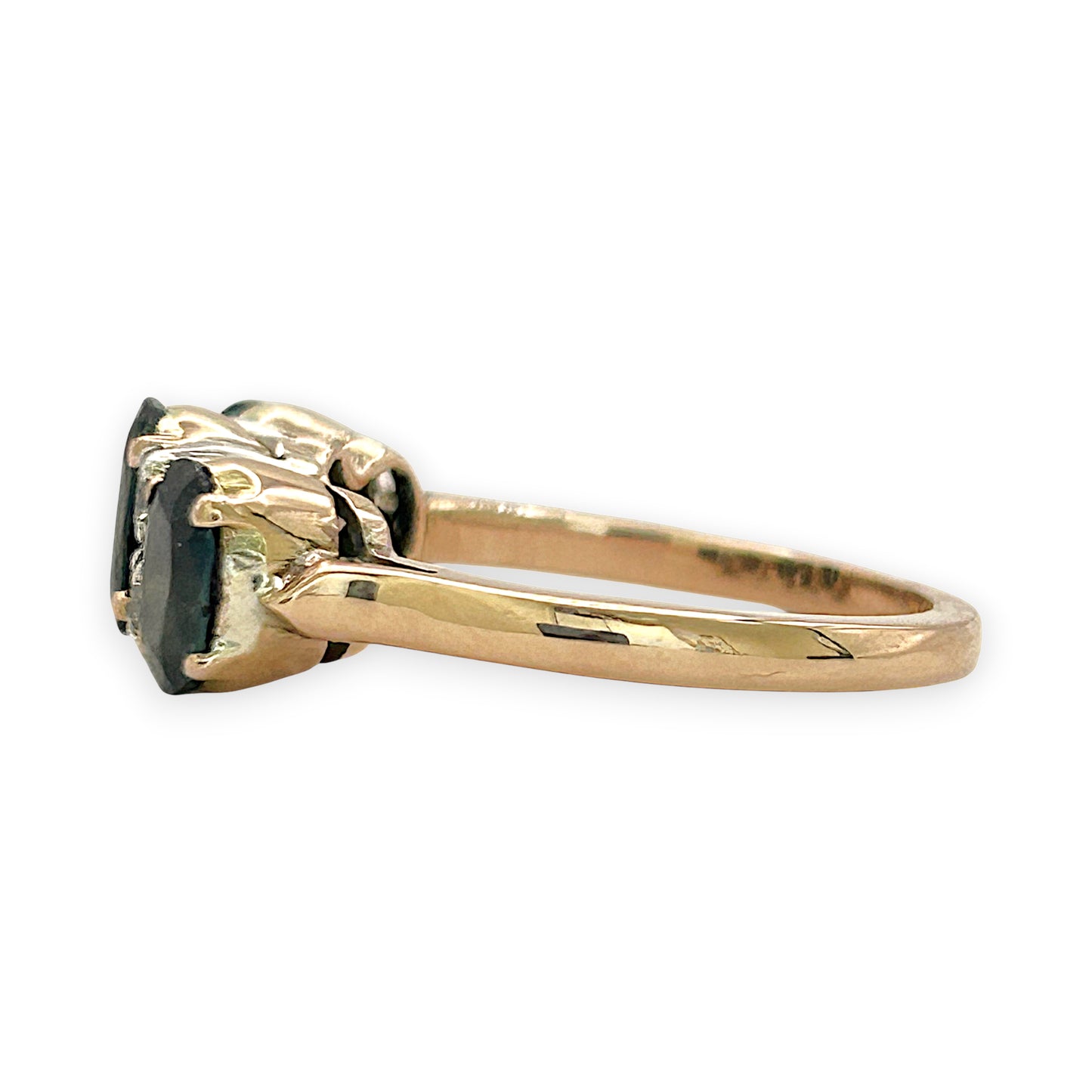 NZGD | 14ct R/W Gold Sapphire Trio Diamond Band Valuation $6,700