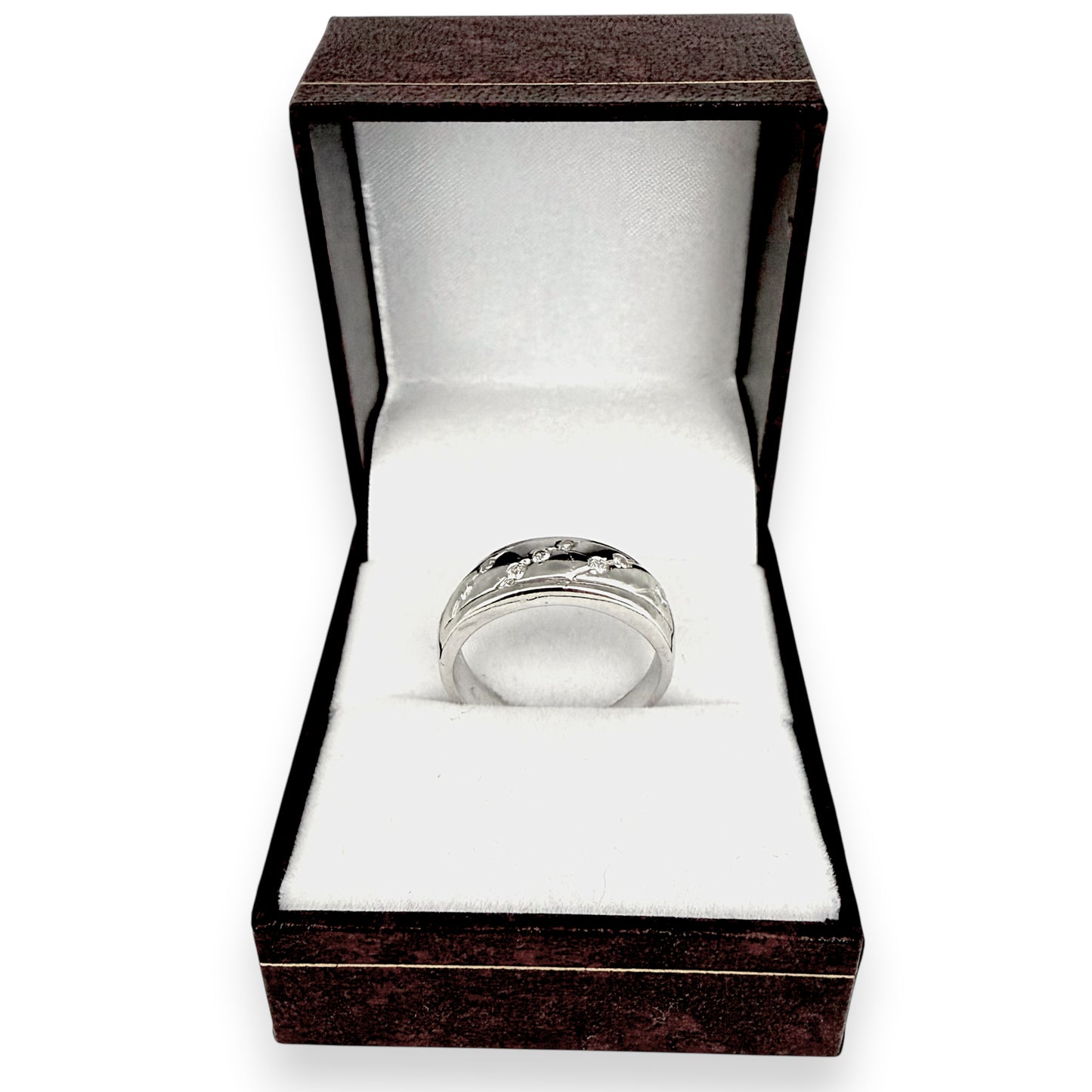 NZGD | 14ct White Gold Cascade Sparkle Band Ring Size O