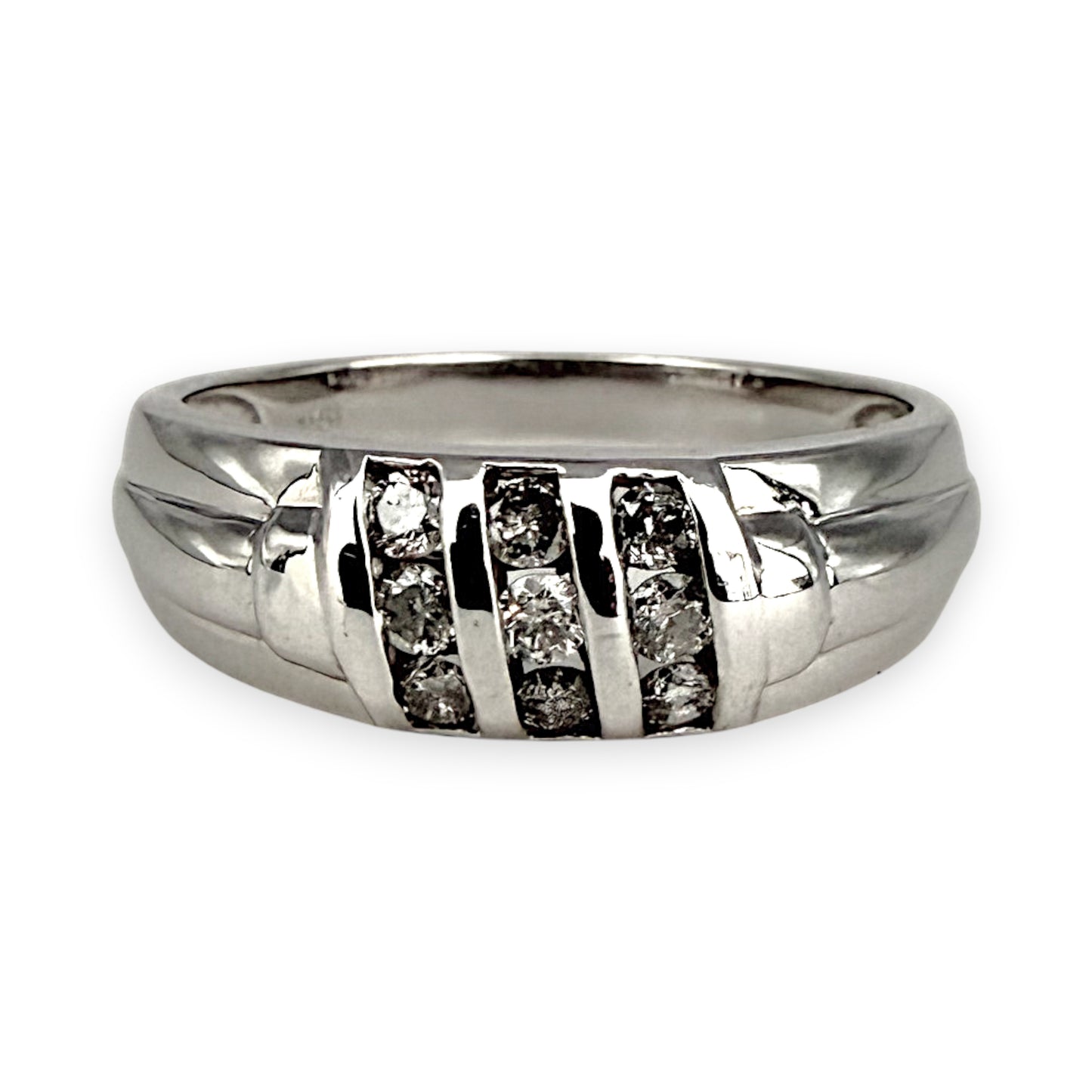 NZGD | 14ct White Gold Trilinear Diamond Band Ring Size S