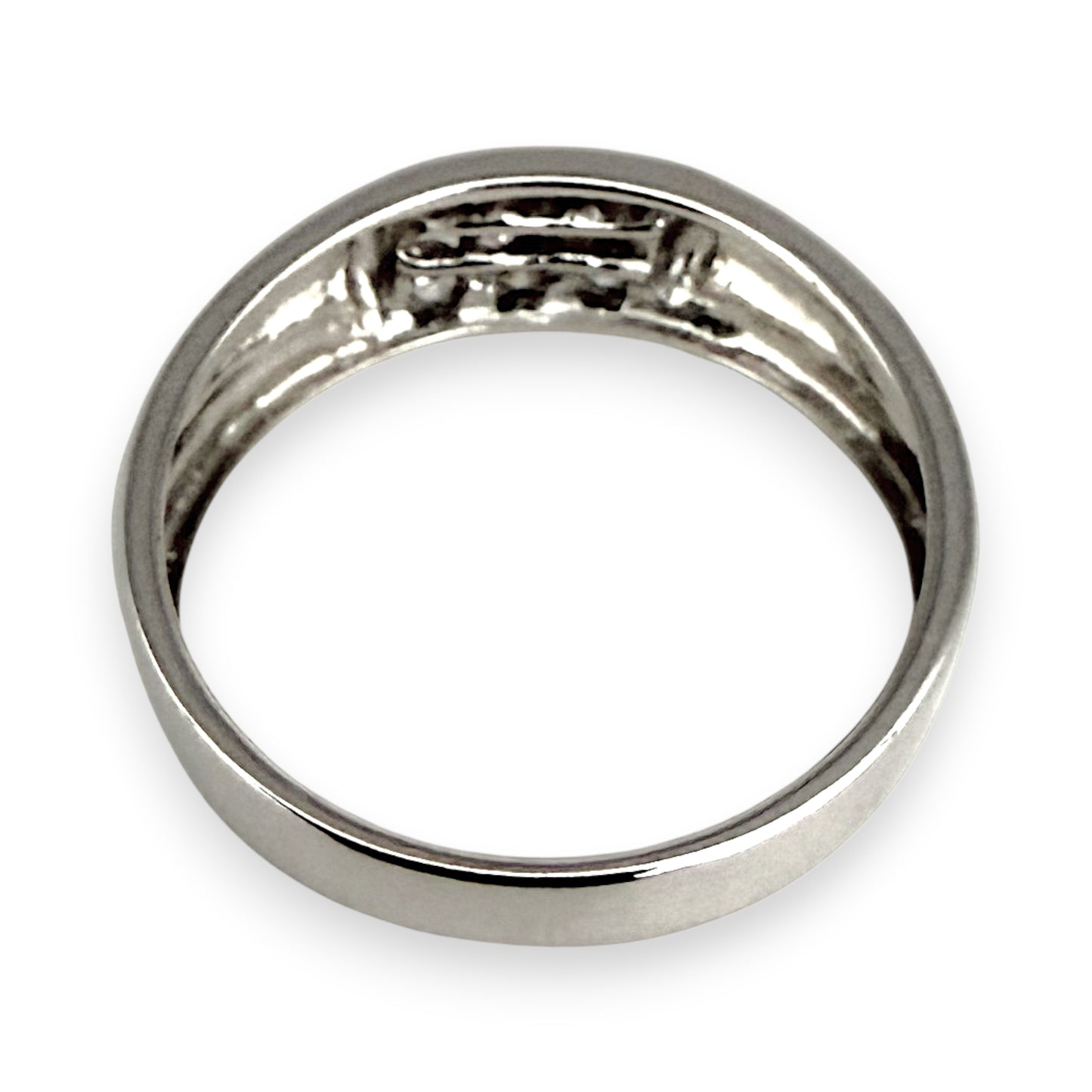 NZGD | 14ct White Gold Trilinear Diamond Band Ring Size S
