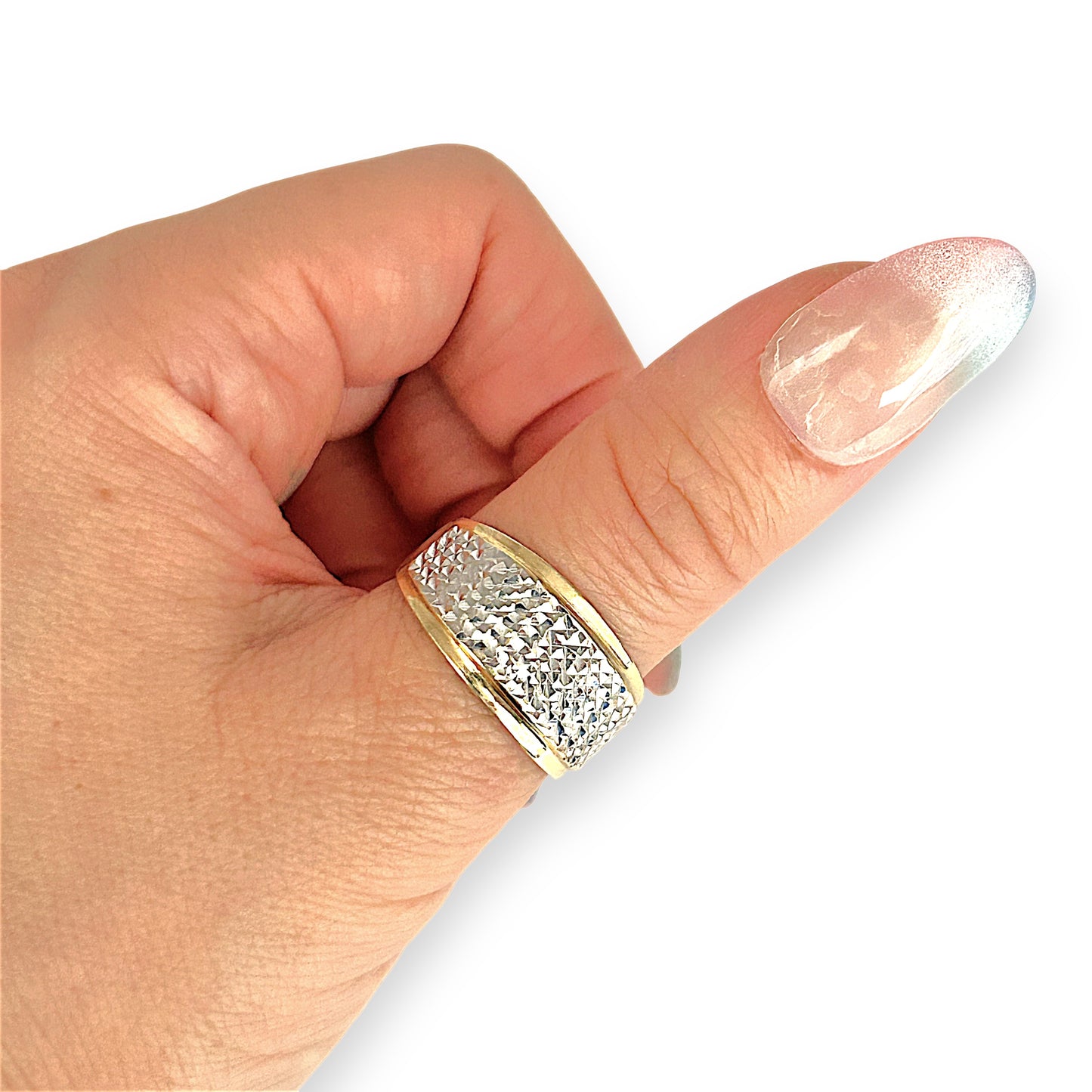 NZGD | 14ct Gold Two‑Tone Diamond‑Cut Band
