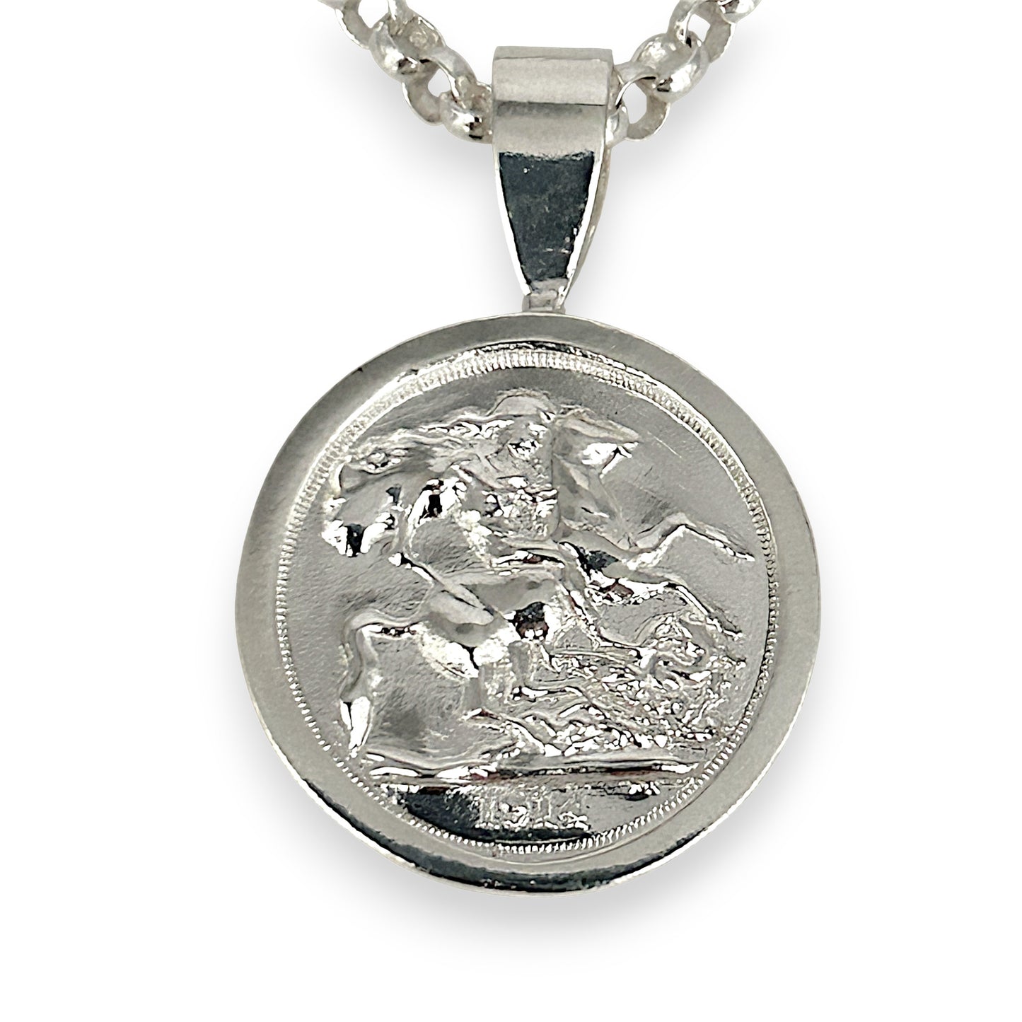 SILVER DEAL | Sterling Silver Sovereign Coin Pendant with Chain - Refurbished