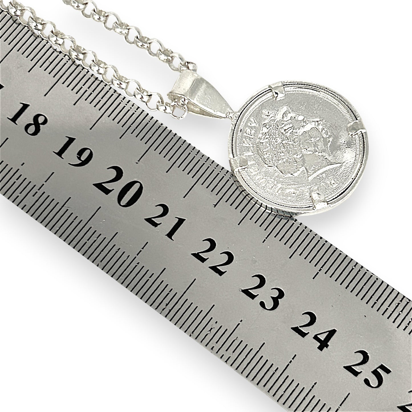 SILVER DEAL | Sterling Silver Sovereign Coin Pendant with Chain - Refurbished