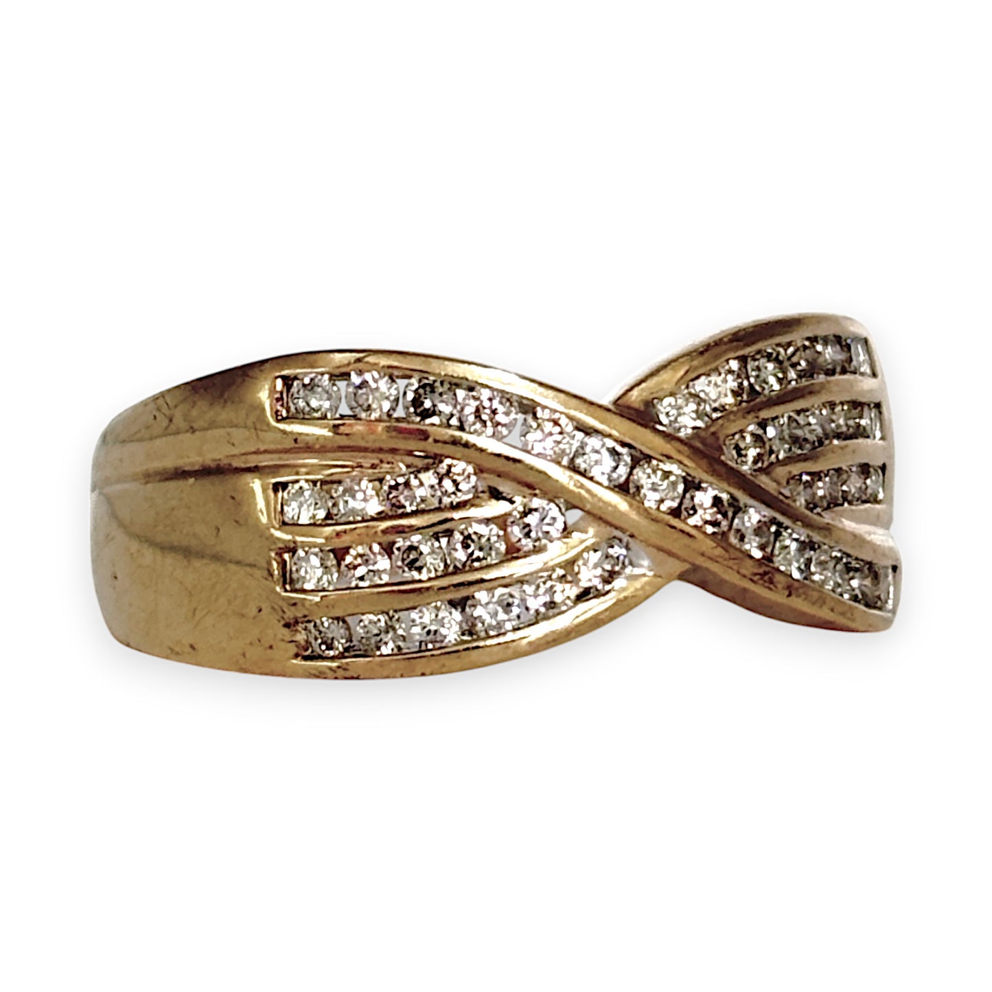 9ct Gold Series Channel Settings Diamond Ring Size Q, Valutaion $2,600. R # 276