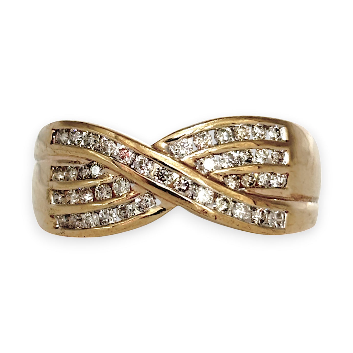 9ct Gold Series Channel Settings Diamond Ring Size Q, Valutaion $2,600. R # 276