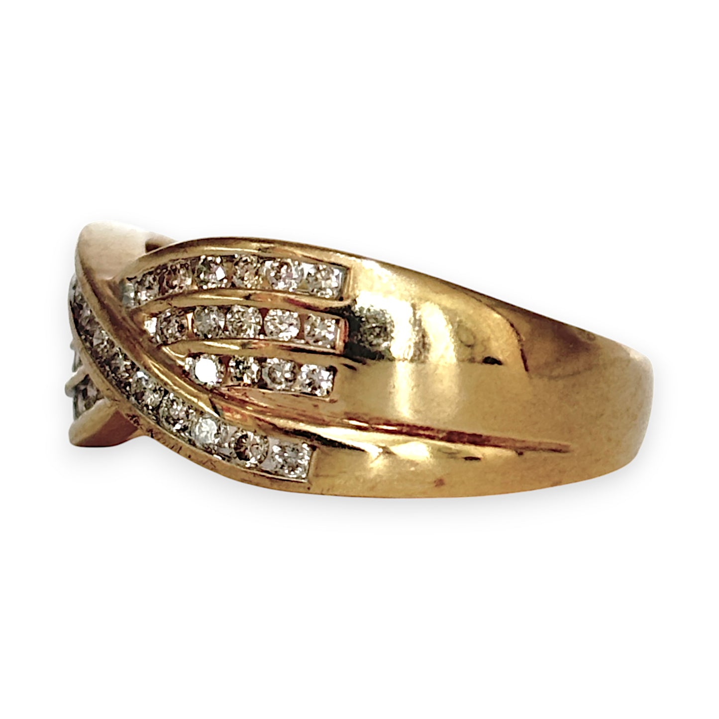 9ct Gold Series Channel Settings Diamond Ring Size Q, Valutaion $2,600. R # 276