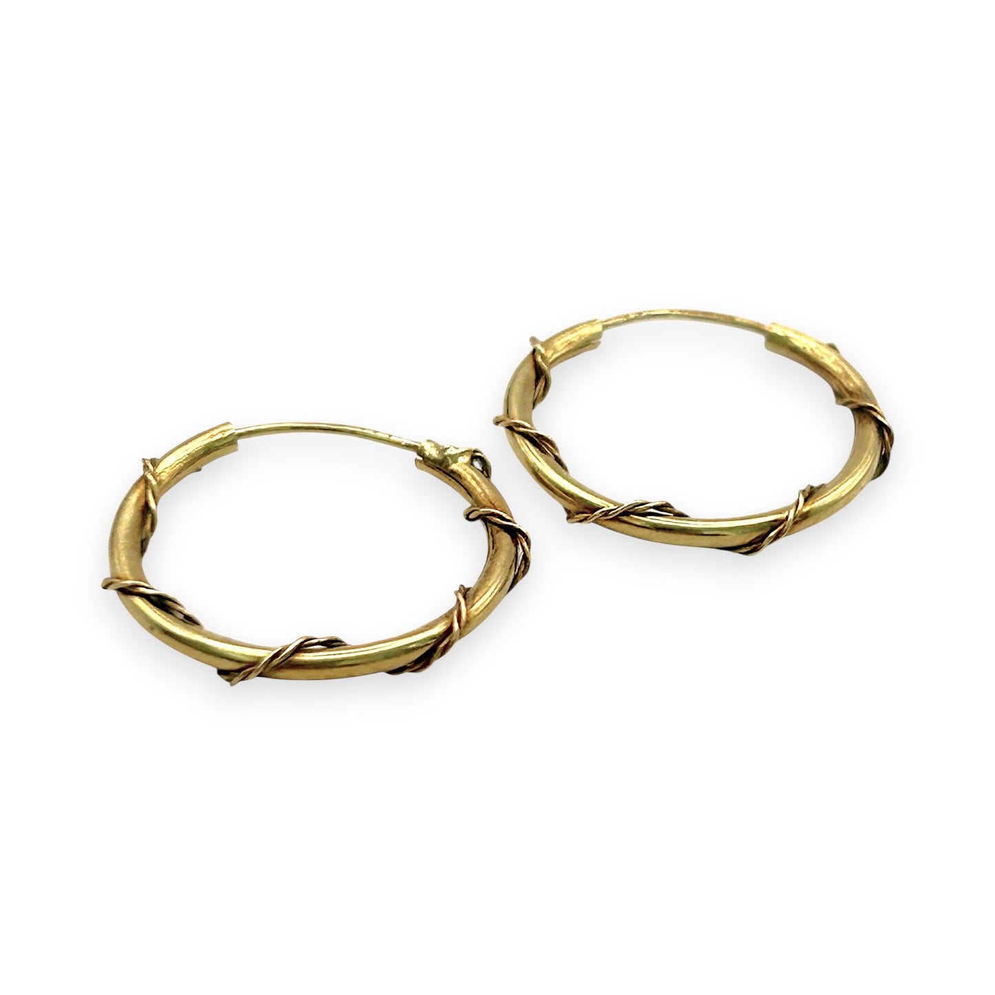 NZGD | 18ct Gold Vinelight Artisan Sleeper Earrings 19.2mm