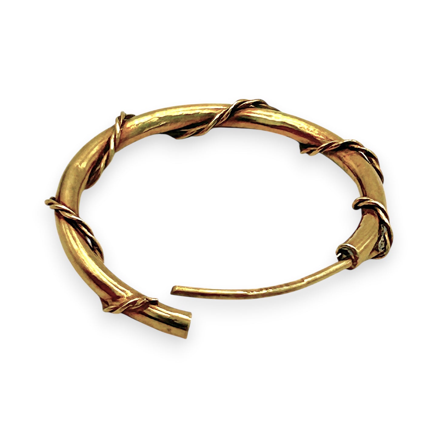 NZGD | 18ct Gold Vinelight Artisan Sleeper Earrings 19.2mm