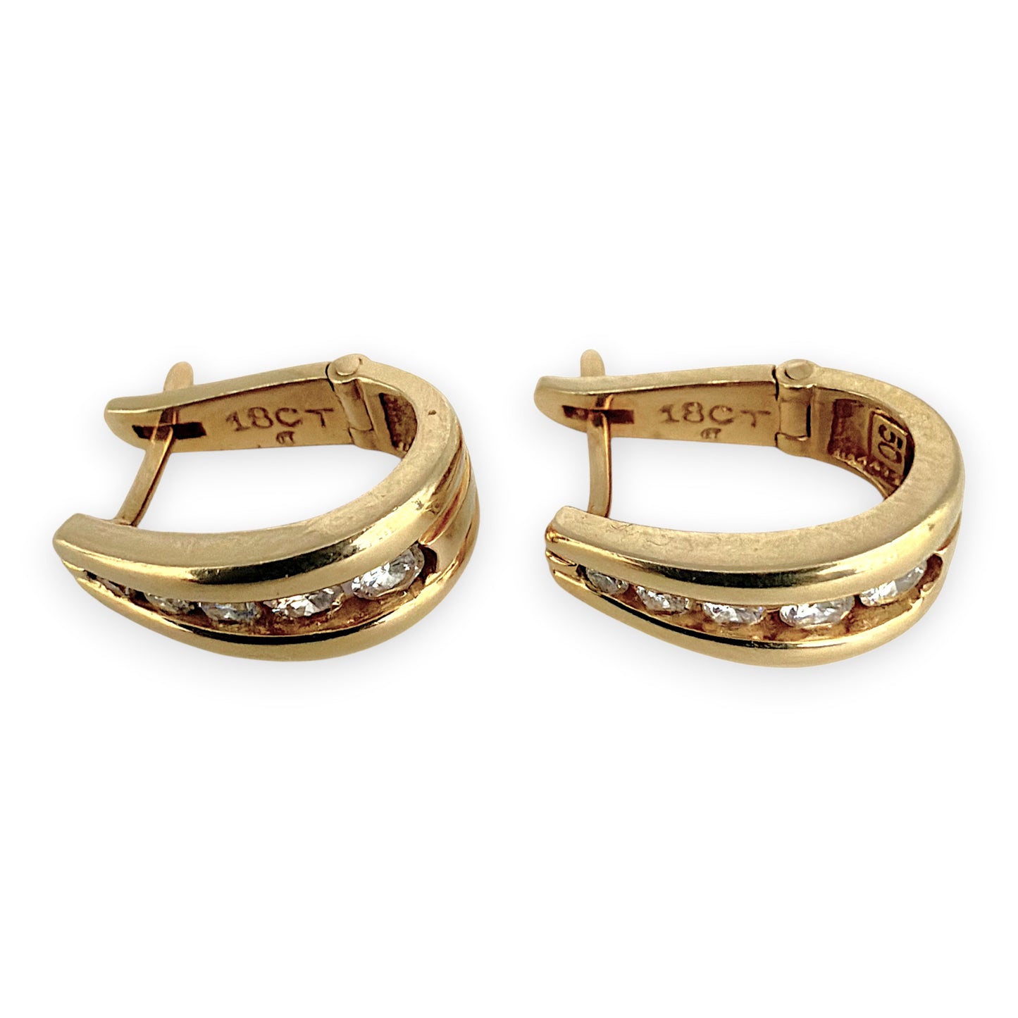 NZGD | 18ct Gold Diamond Heritage Huggie Earrings