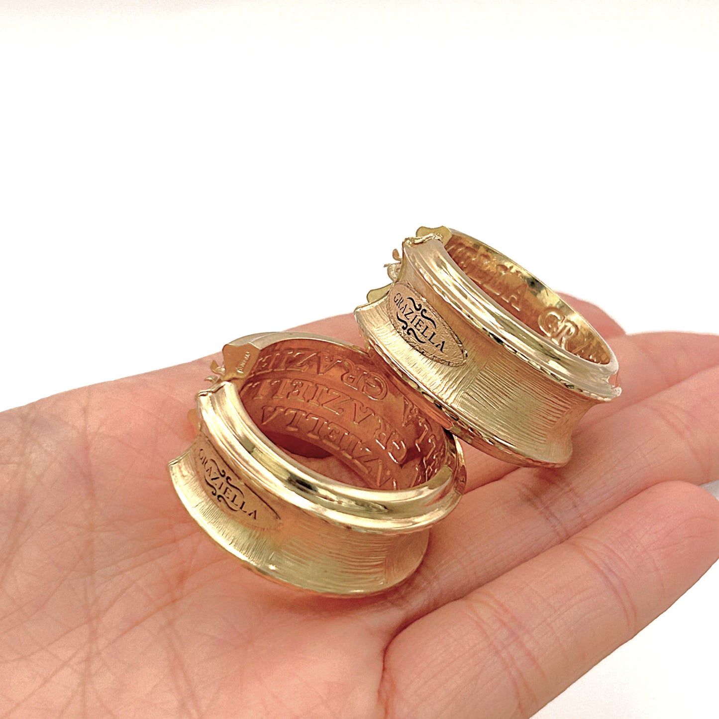 NZGD | 18ct Gold Earrings Graziella Italian Prestige Hoops 28.6mm