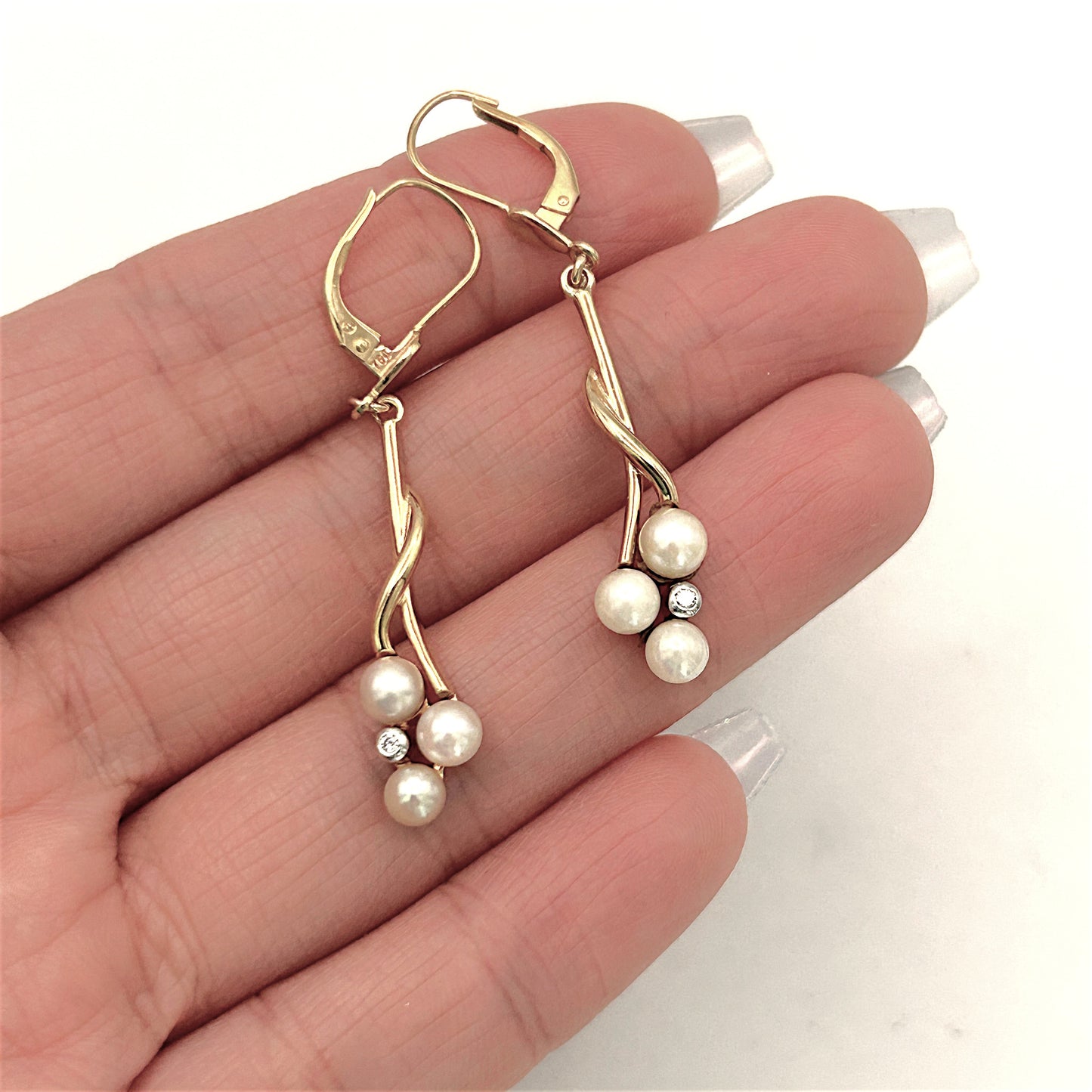 NZGD | 18ct Gold Élise Pearllight Dangle Earrings