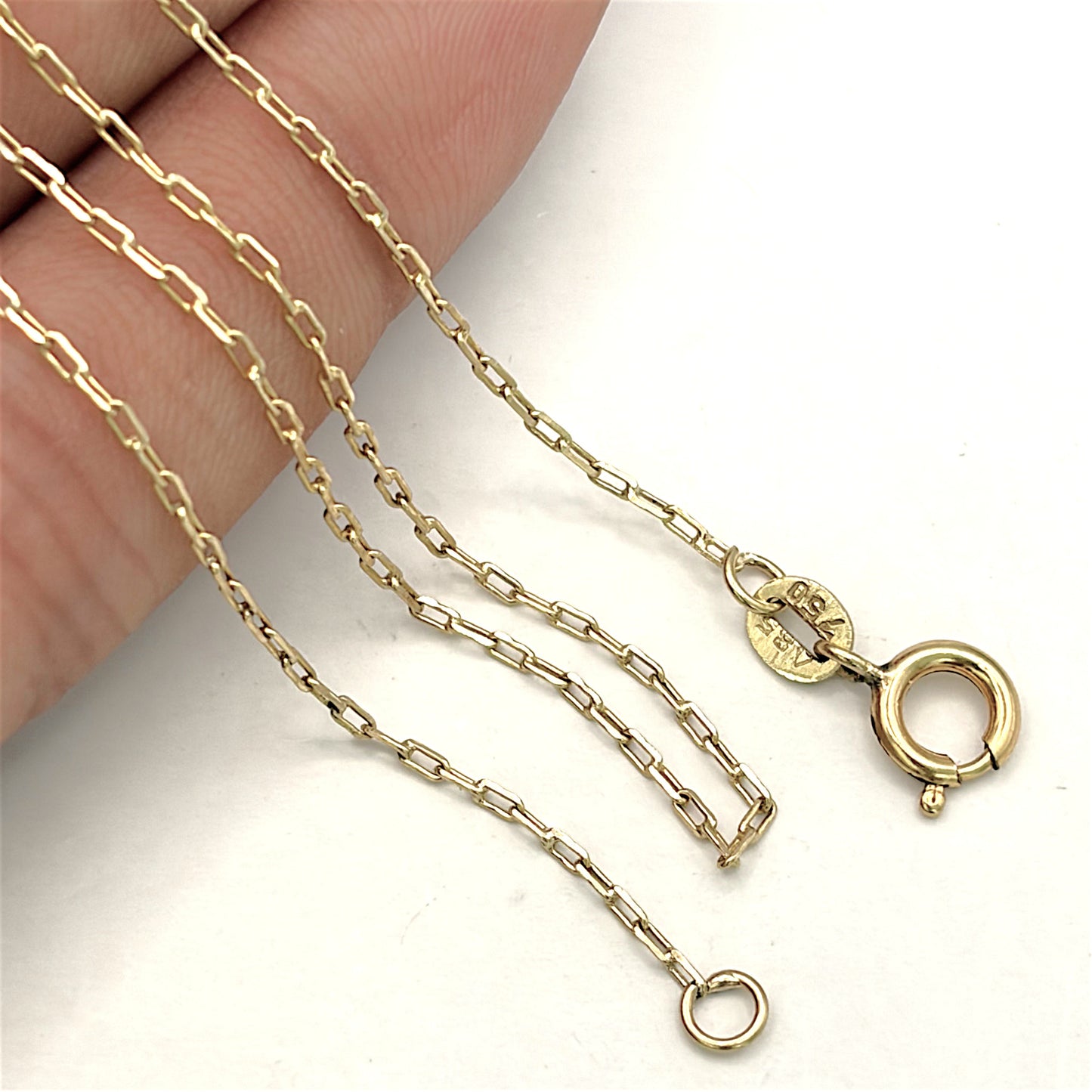 NZGD| 18ct Gold Luxe Contour Papaerclip Chain 49cm