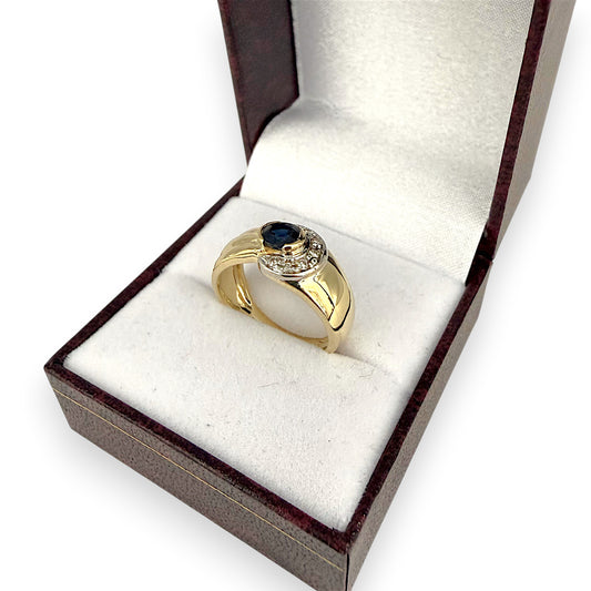 NZGD | 18ct Gold Midnight Crown Sapphire Ring Size M