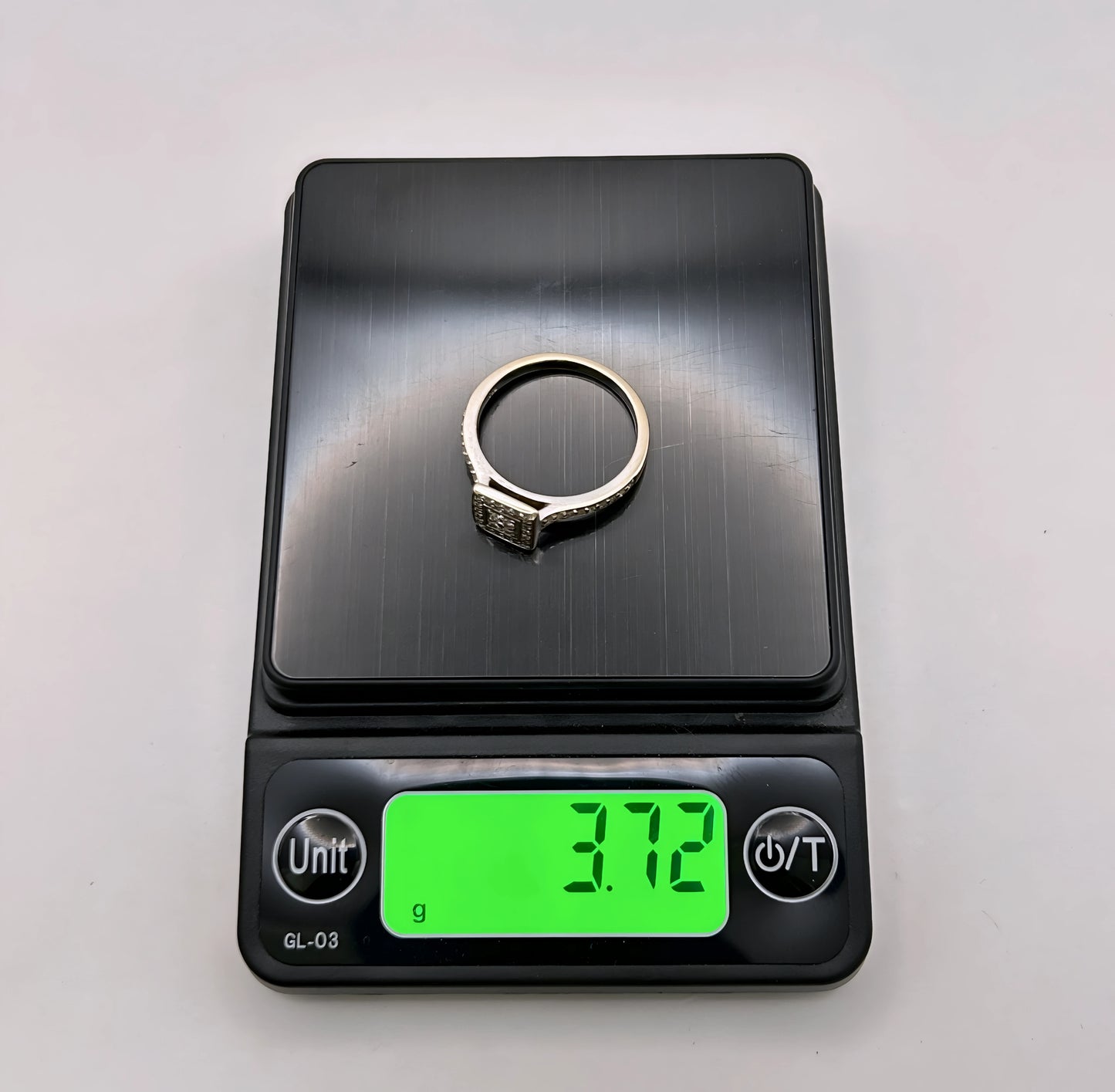 NZGD | 18ct Y/W Gold Radiant Square Diamond  Ring