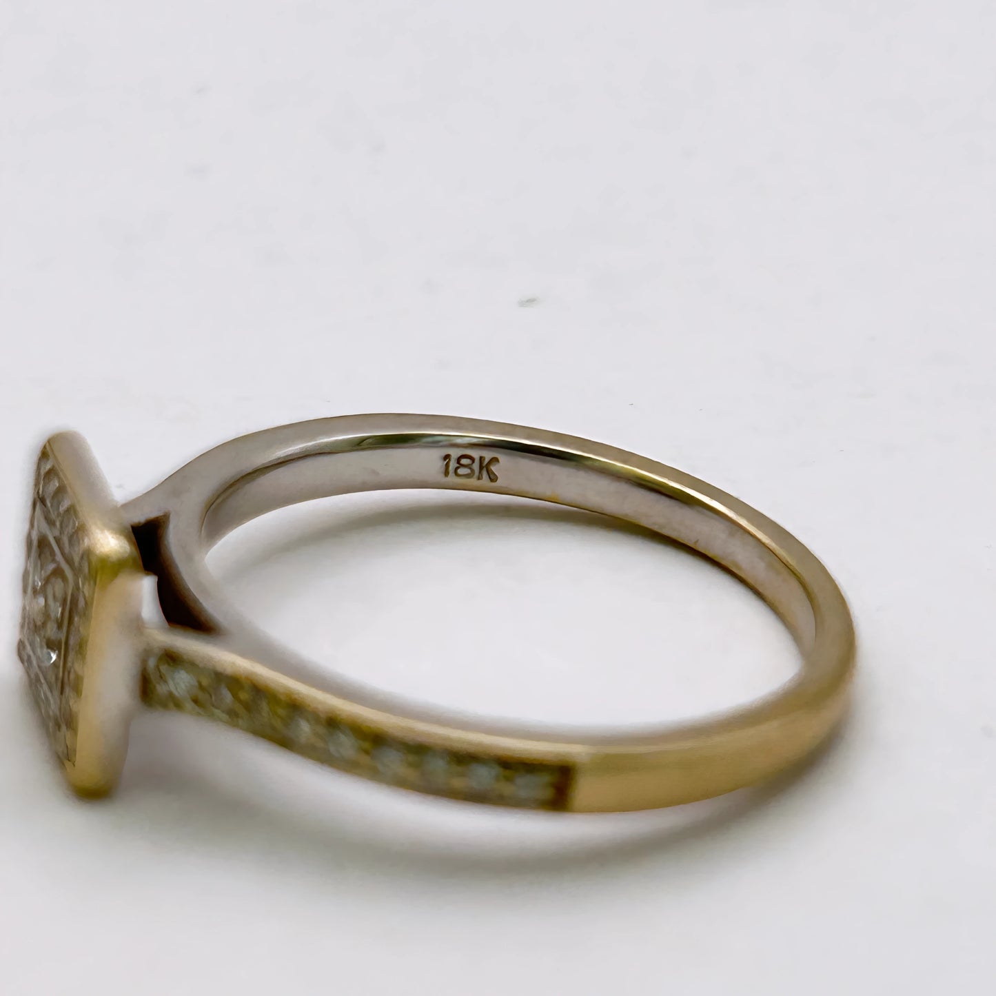 NZGD | 18ct Y/W Gold Radiant Square Diamond  Ring