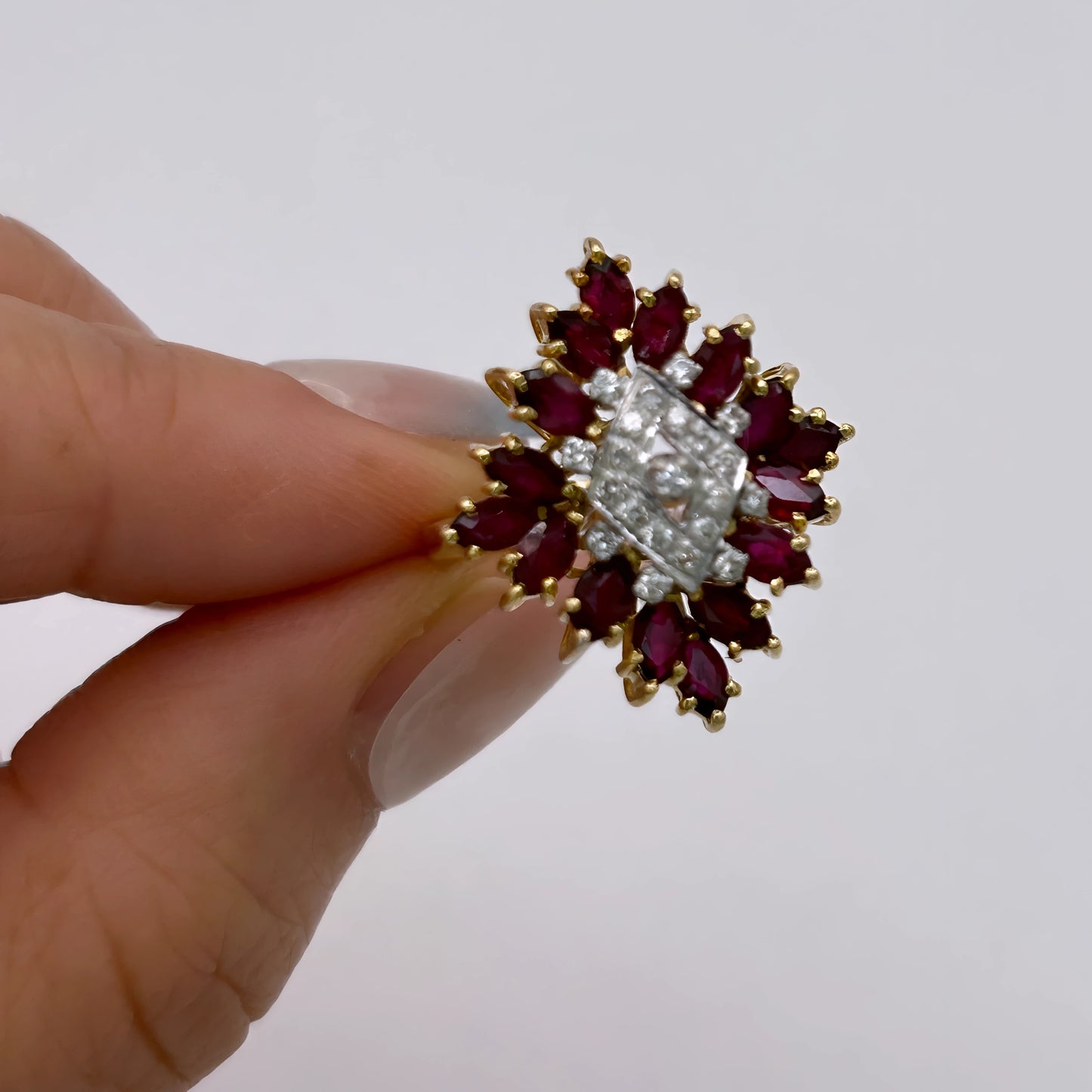 NZGD | 18ct Gold Golden Flame Ruby & Diamond Ring Valuation $5,100