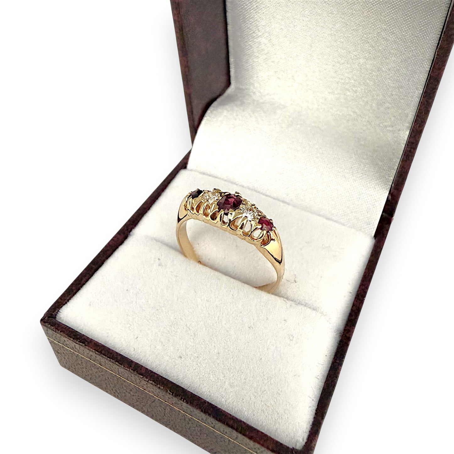 NZGD | 18ct Gold Scarlet Glow Diamond Ring Size P 1/2