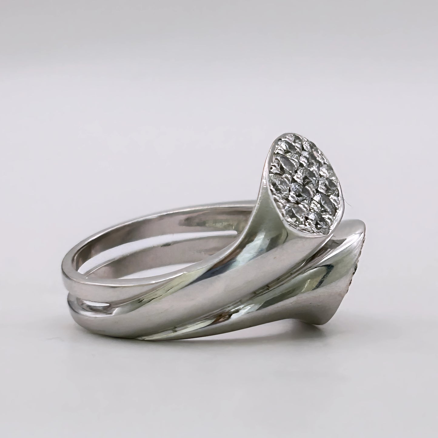 NZGD | 18ct White Gold Diamond Serenade Ring Valuation $11,500