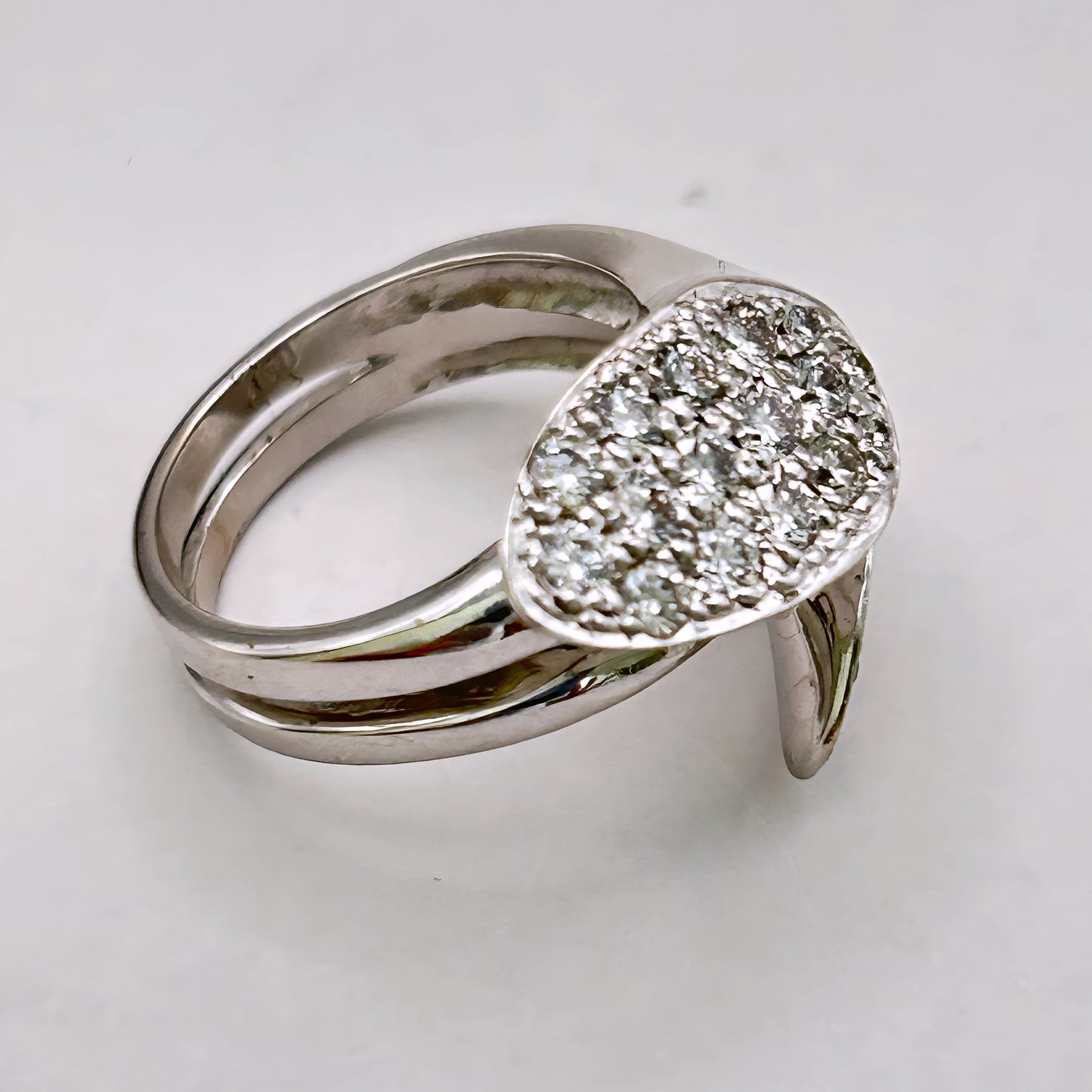 NZGD | 18ct White Gold Diamond Serenade Ring Valuation $11,500