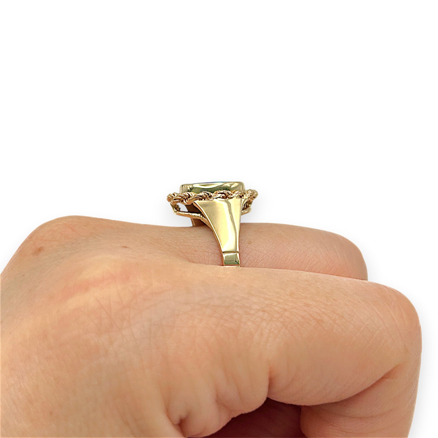 GOLD DEAL | 18kt Gold Vintage Ocean Dream Ring Valuation $4,635