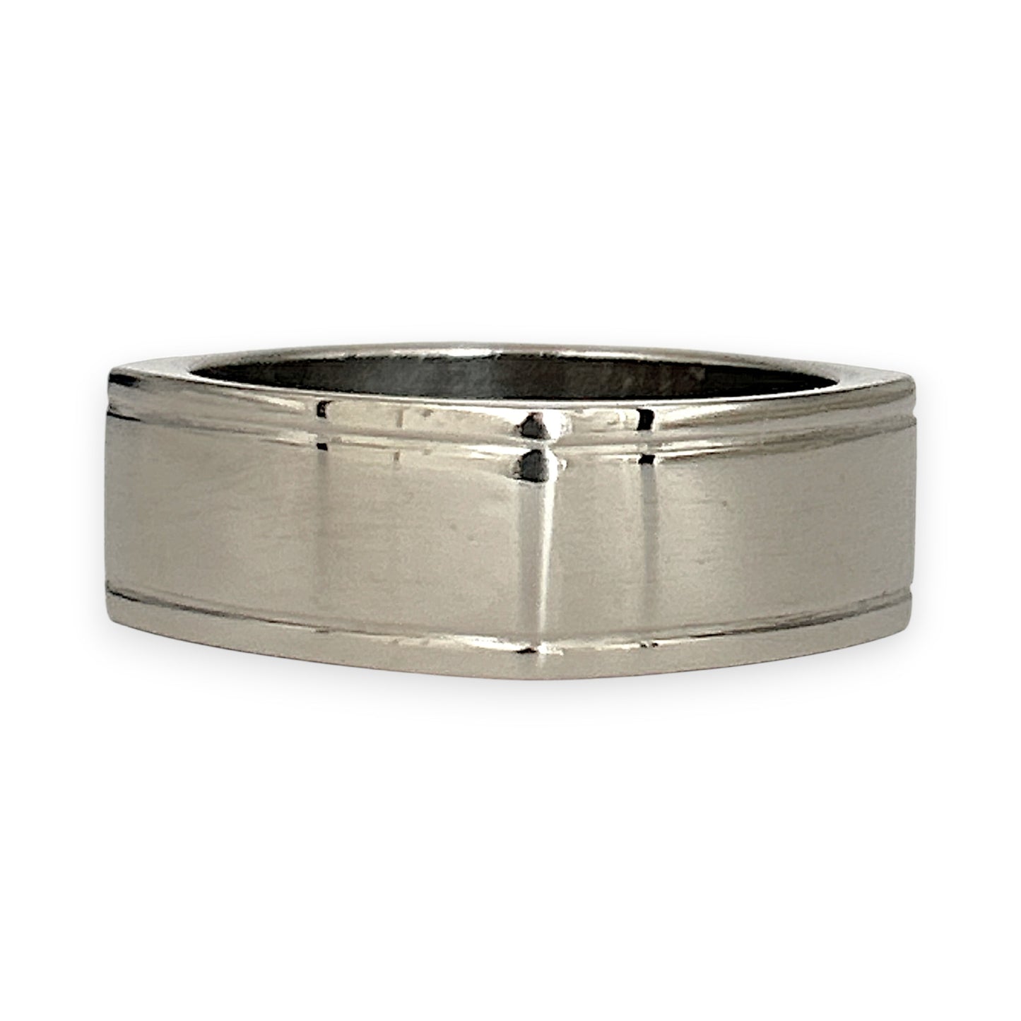 GOLD DEAL | 18kt White Gold Modernist Prism Edge Band