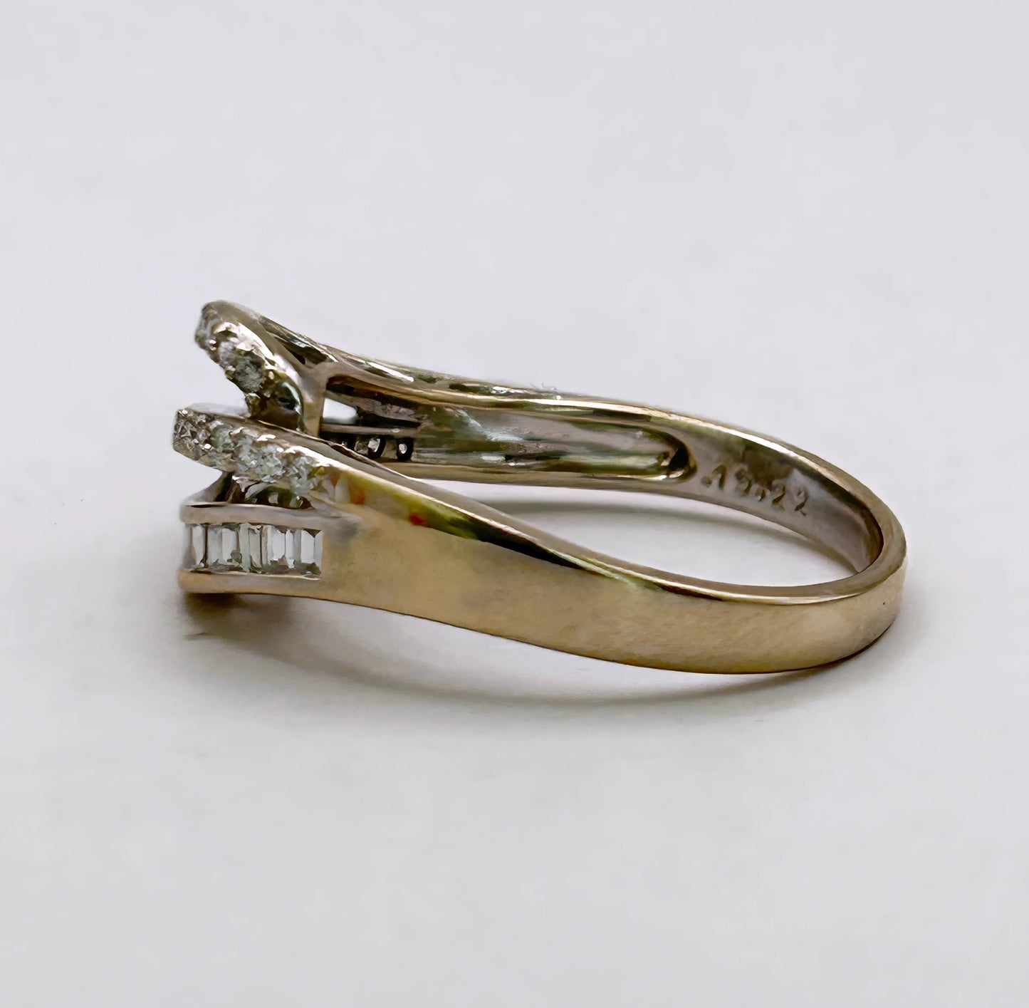 NZGD | 18ct Gold Luxe Baguette & Brilliant Ring Valuation $4,500