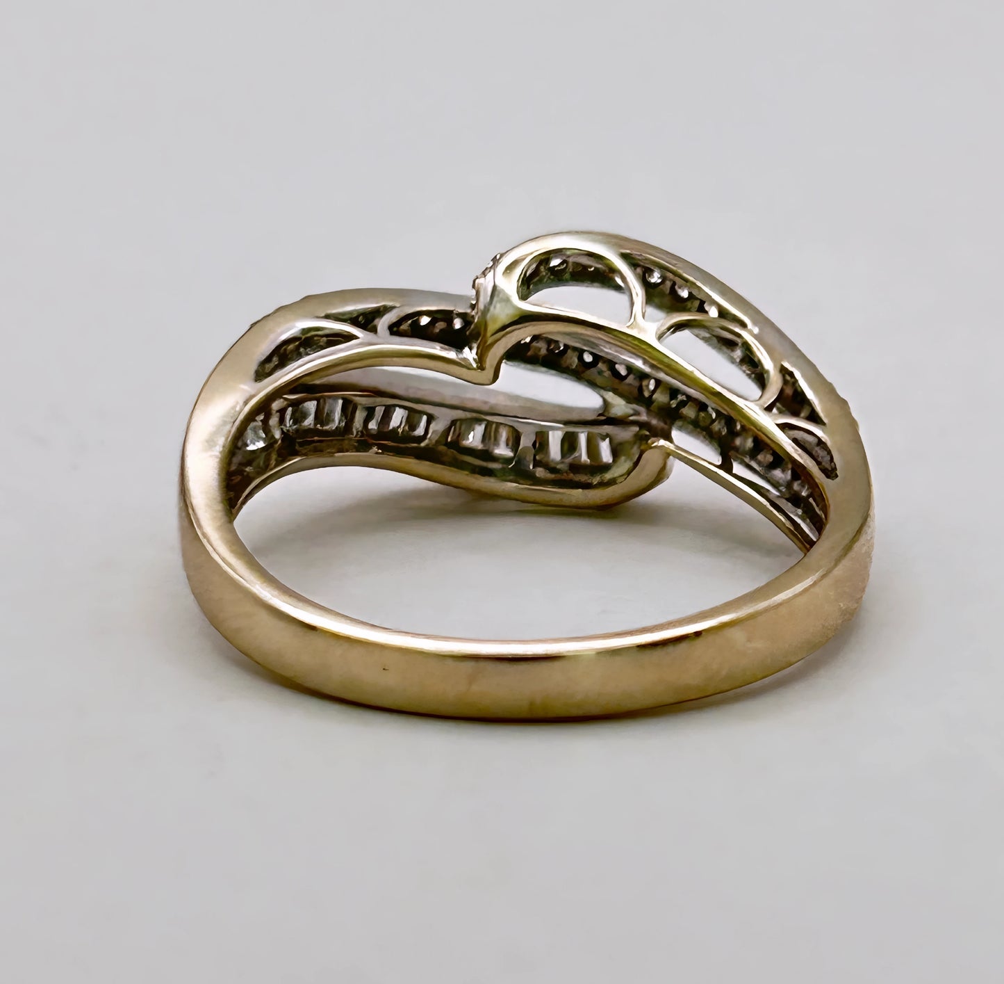 NZGD | 18ct Gold Luxe Baguette & Brilliant Ring Valuation $4,500