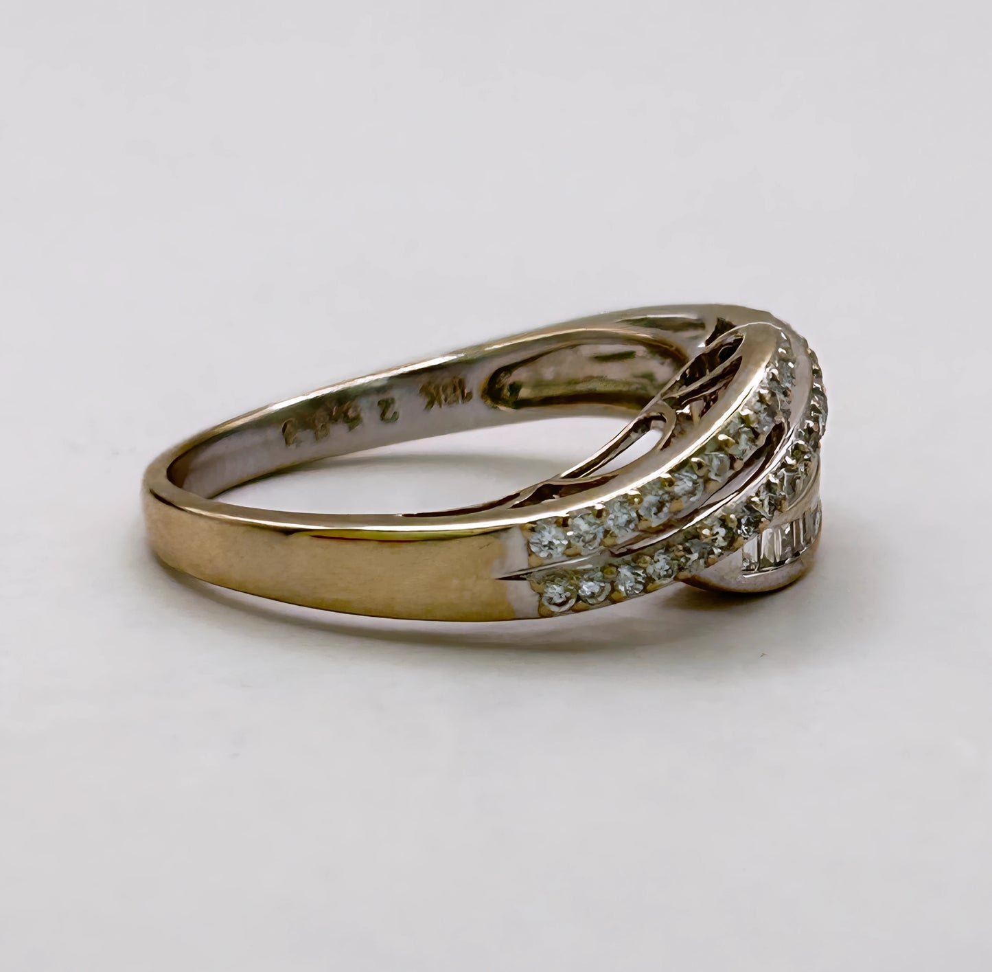 NZGD | 18ct Gold Luxe Baguette & Brilliant Ring Valuation $4,500