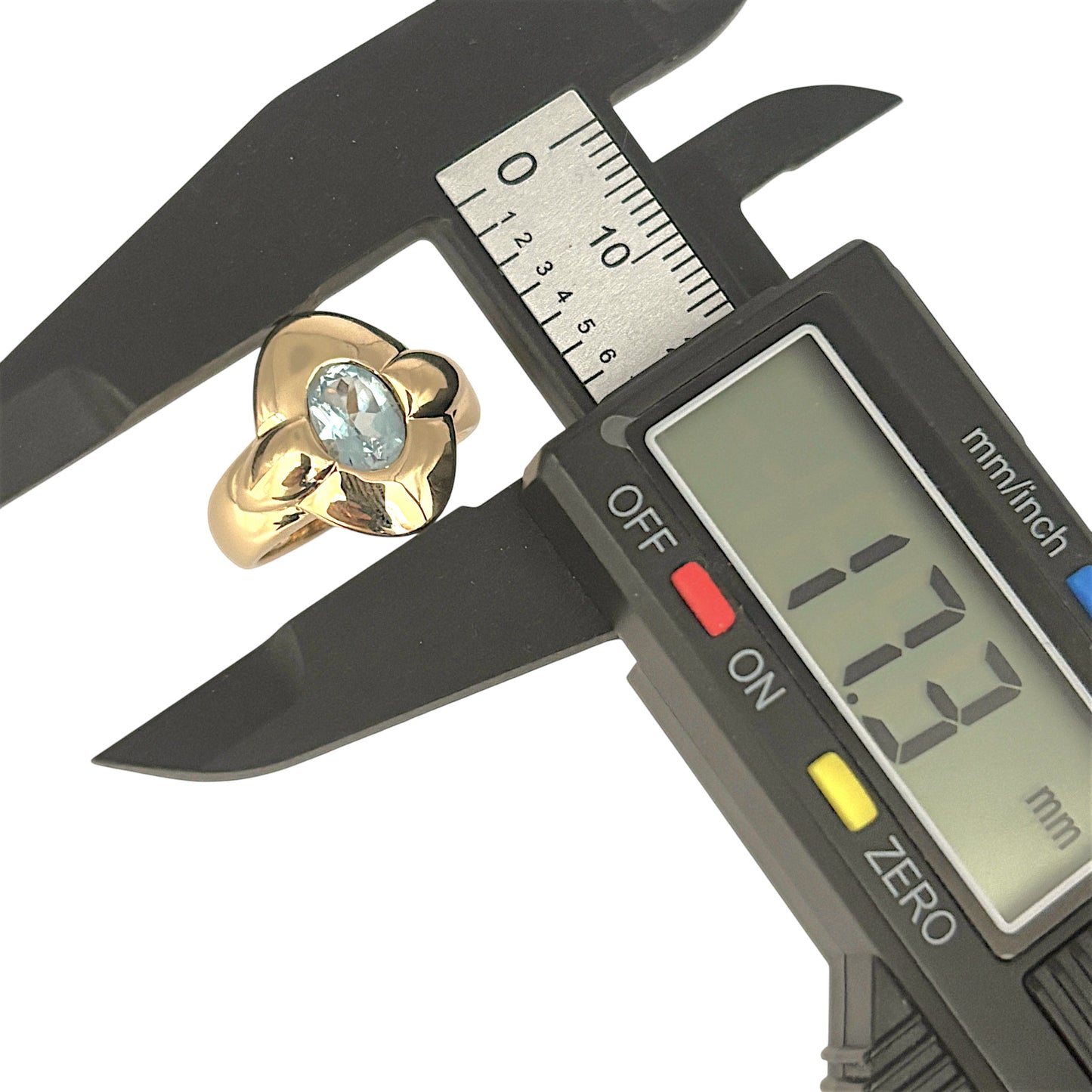 NZGD | 18ct Gold - Lumière Aquamarine Ring