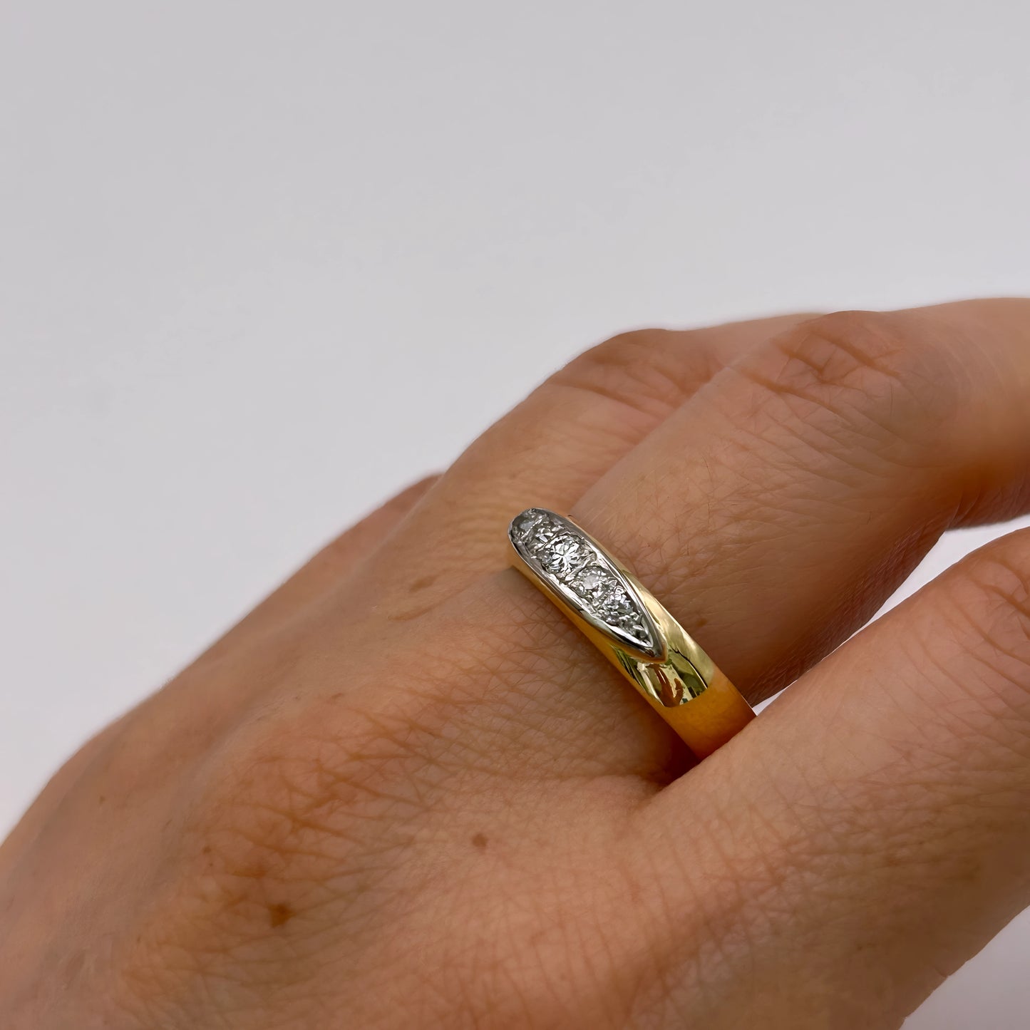 NZGD | 18ct Y/W Gold Dual‑Tone Diamond Heirloom Ring Valuation $6,600