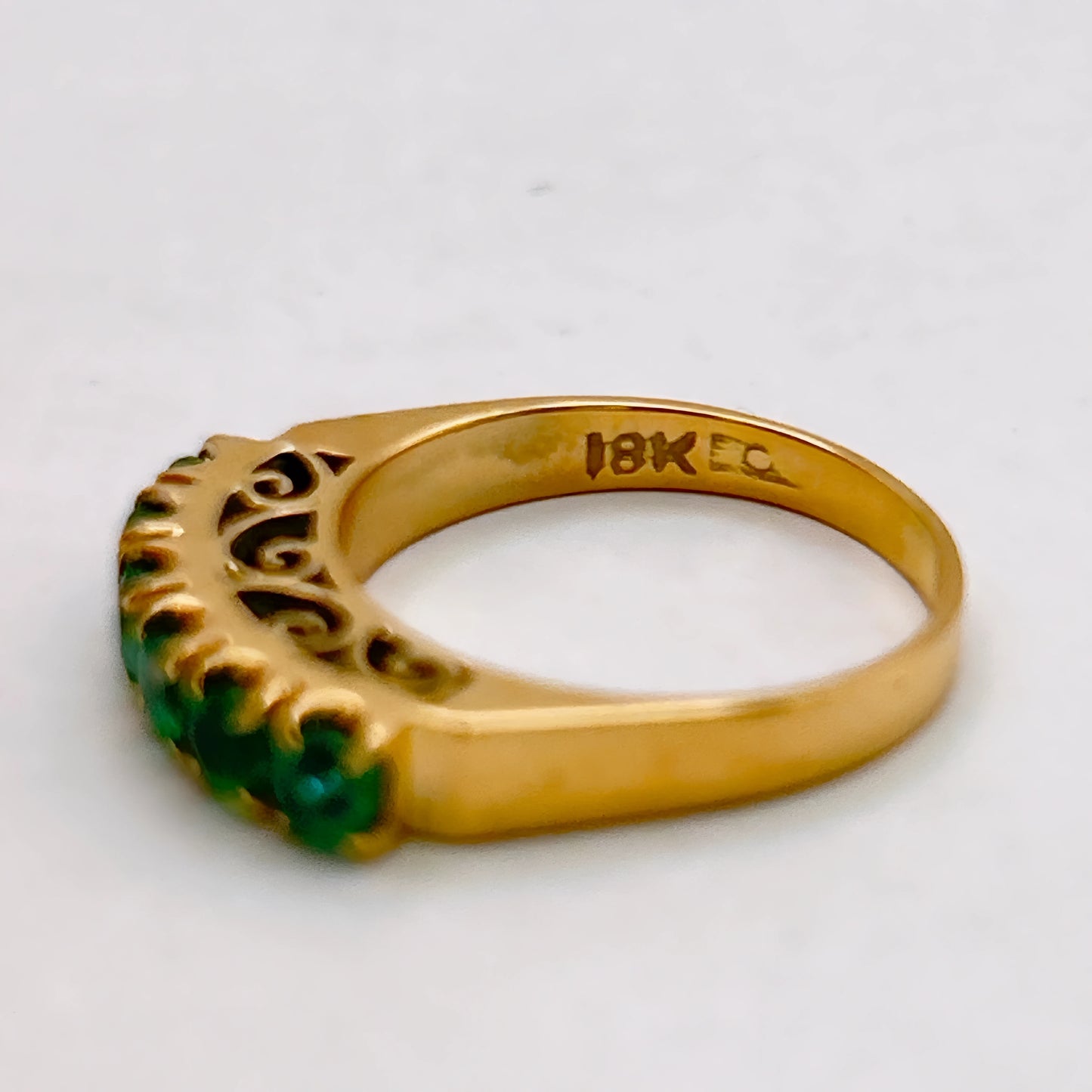 NZGD | 18ct Gold Emerald Horizon BandValuation $4,050