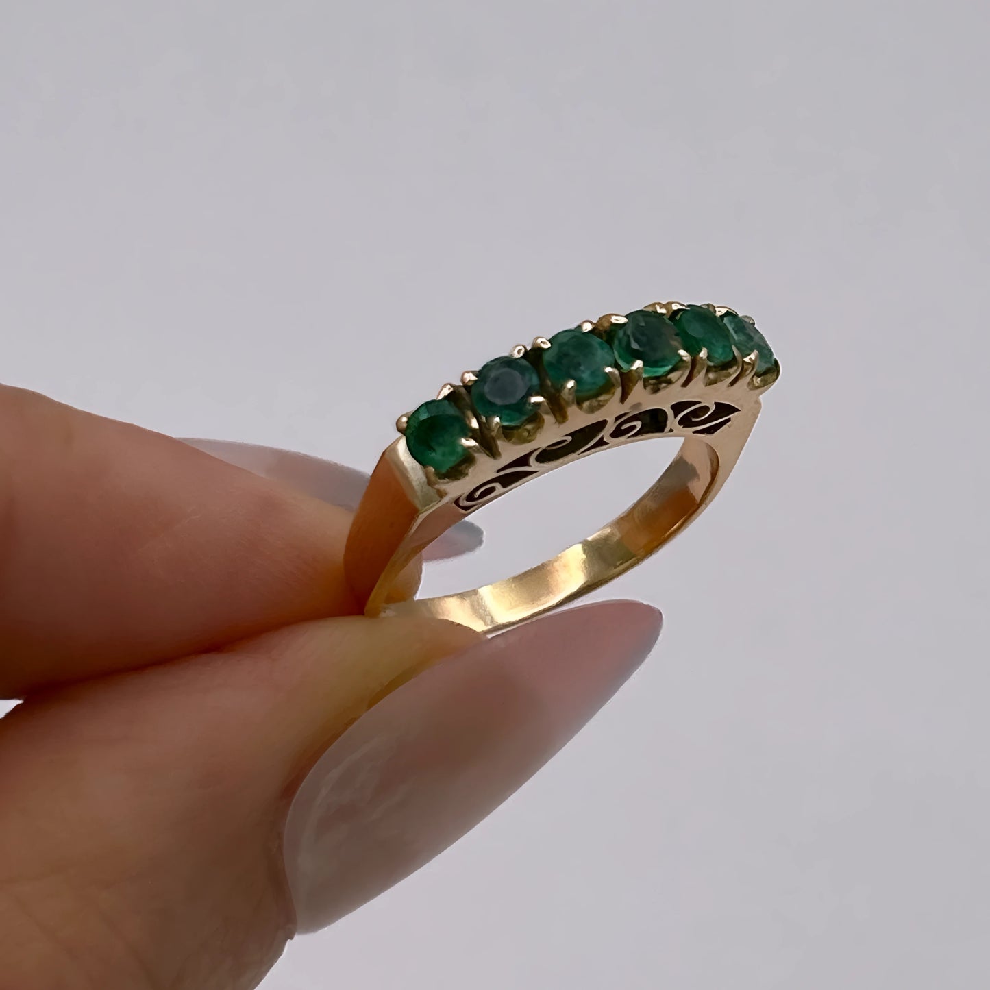 NZGD | 18ct Gold Emerald Horizon BandValuation $4,050