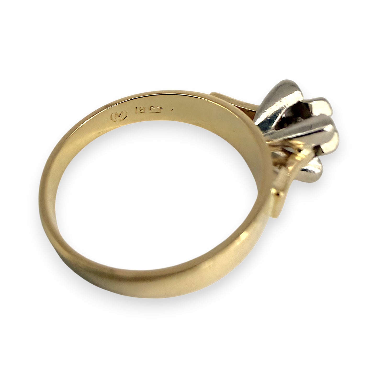 NZGD | 18ct Gold Crown of Petals Diamond Ring Size N