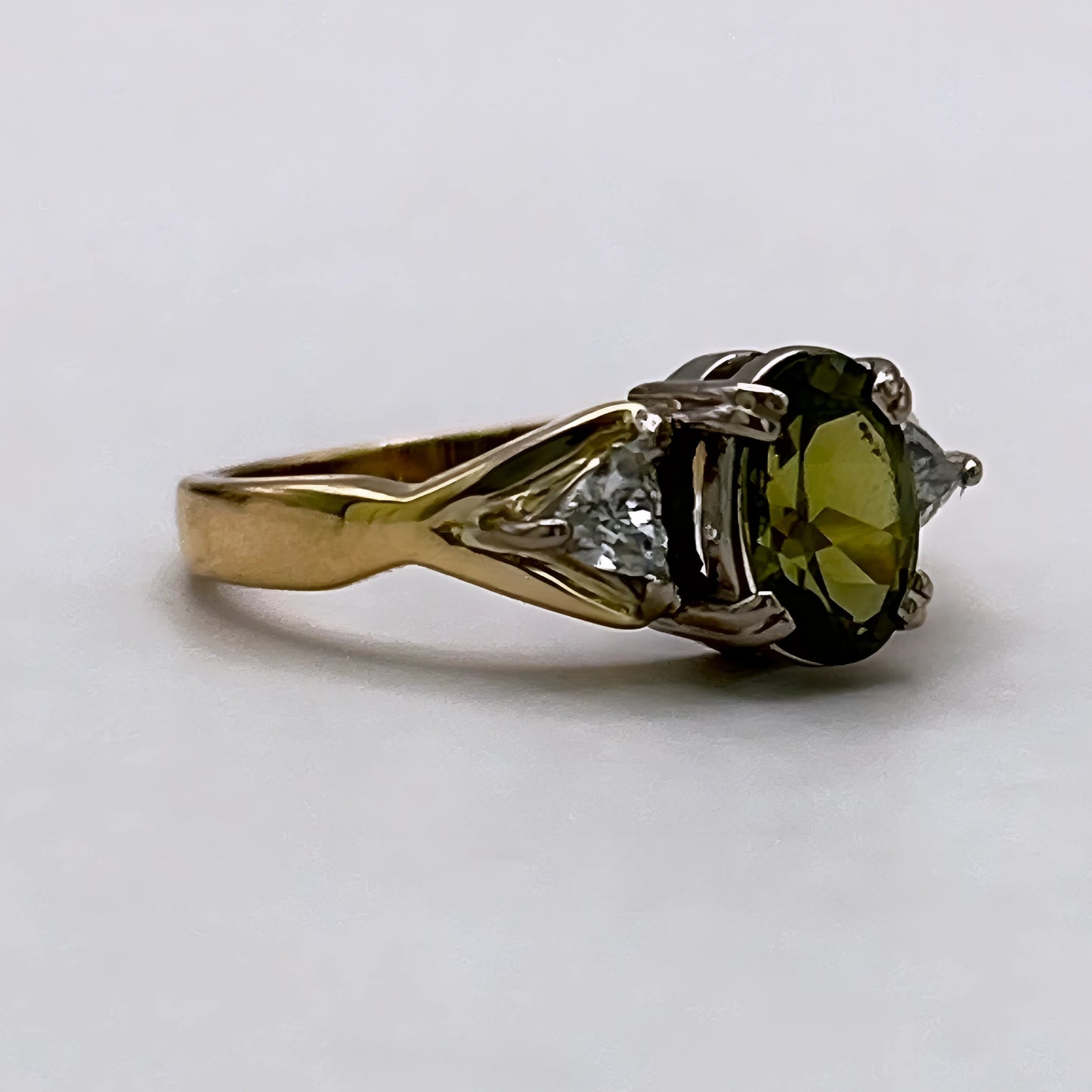 NZGD | 18ct Gold Verdant Crown Trilogy Ring Valuation $7,300