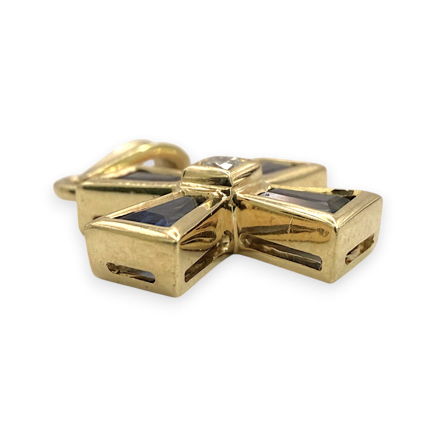 NZGD | 18ct Gold Regal Sapphire Cross Pendant 18.8mm