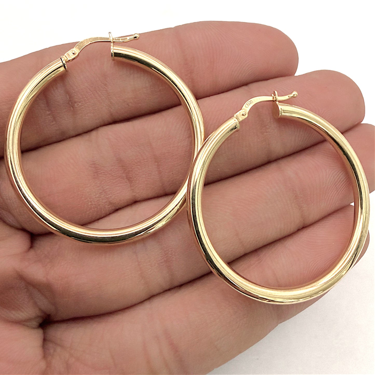 NZGD | 18ct Gold Radiant Circle Hoop Earrings 35.5mm