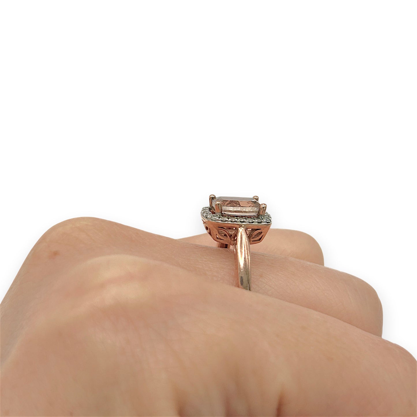 NZGD | 9ct Rose Gold Blush Petal Morganite Ring Size Q
