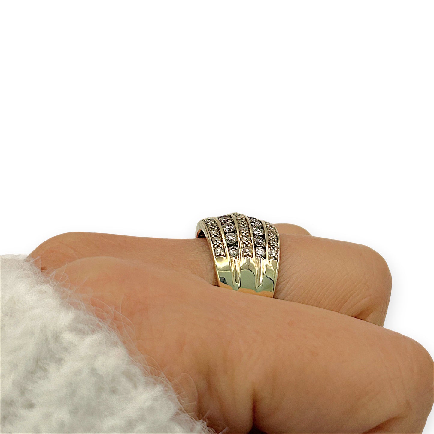 NZGD | 9ct Gold Cascade Diamond Band Ring Valuation $3,500