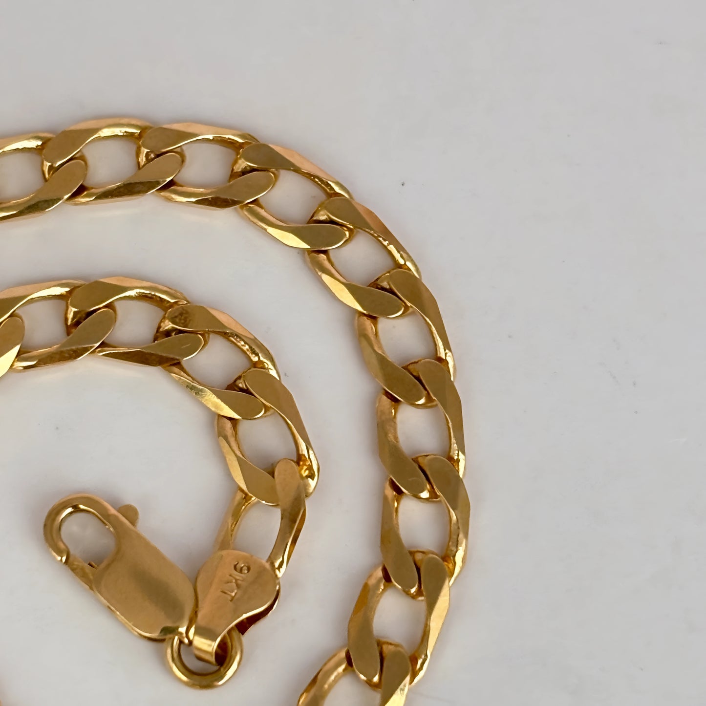 NZGD | 9ct Gold Luxe 9ct Polished Curb Bracelet 22cm