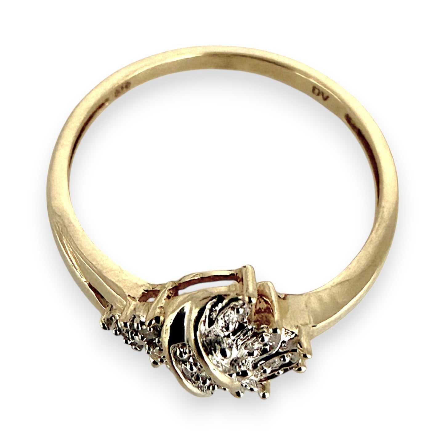 NZGD| 9ct Gold Golden Petal Diamond Ring Size P