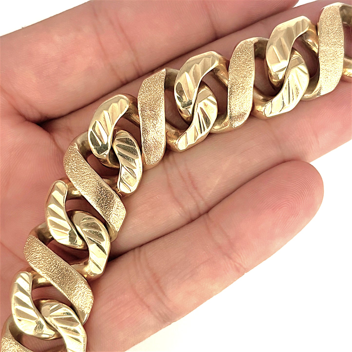NZGD | 9ct Gold Monarch Ultra‑Heavy 141.07g Curb Bracelet 23cm