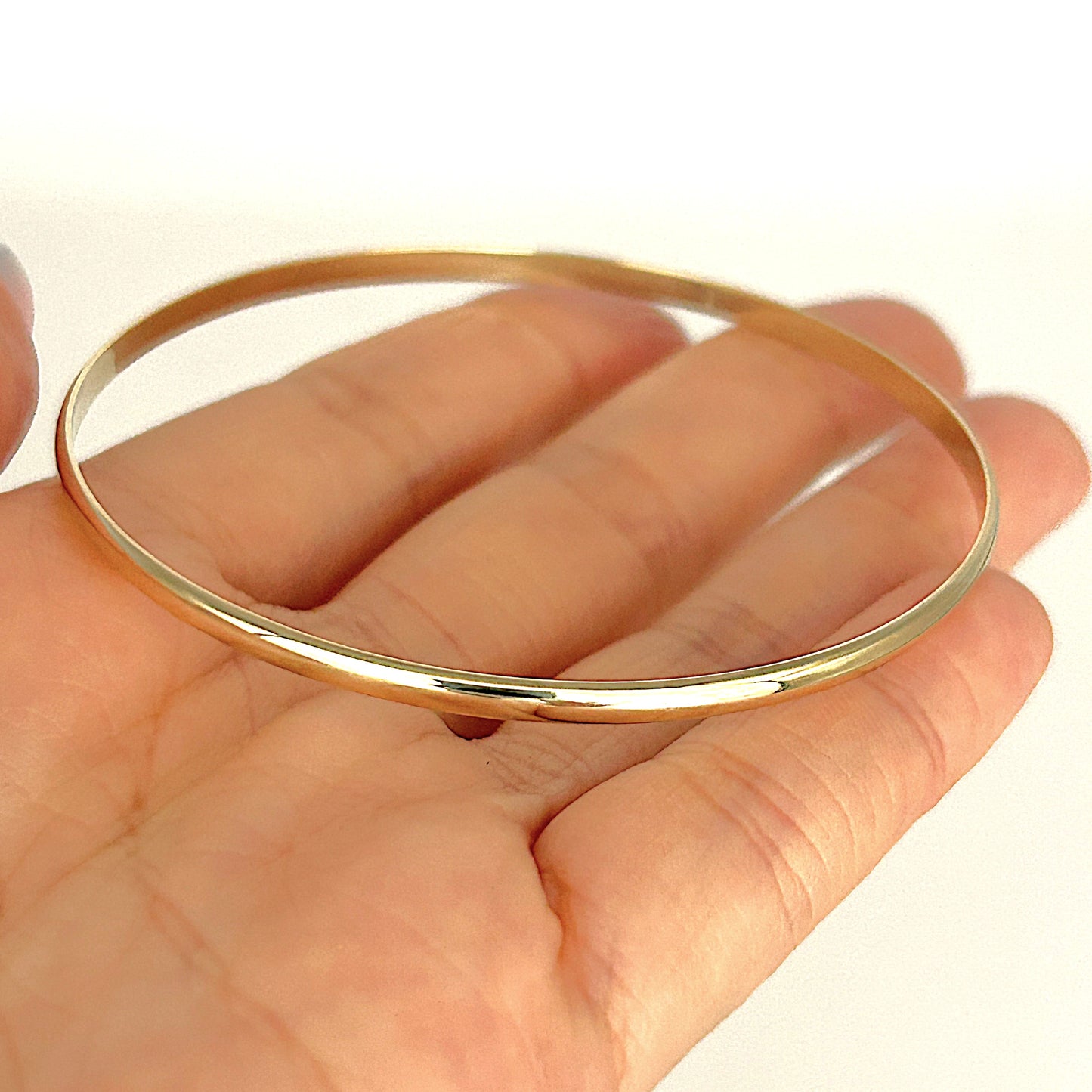 NZGD | 9ct Gold Pure Line Slim Bangle 65.1mm