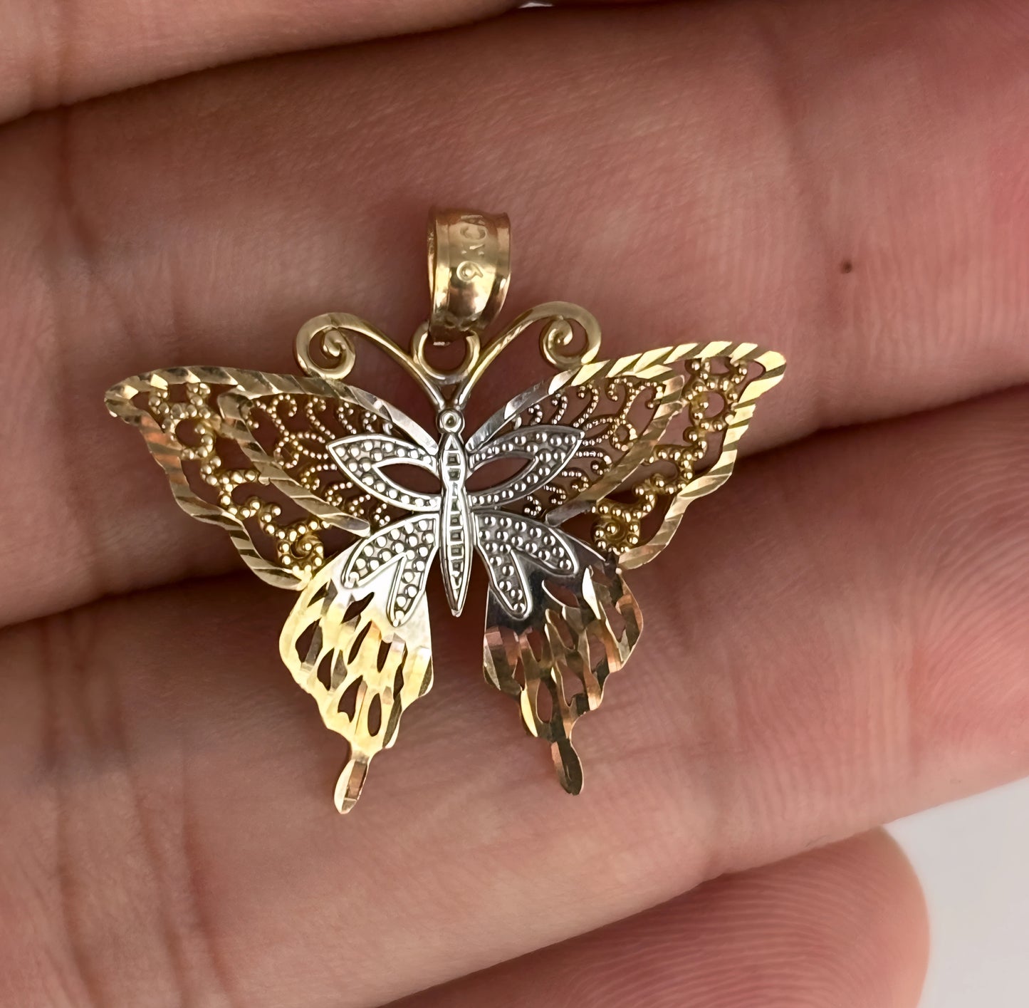 NZGD | 9ct Gold Celestial Filigree Butterfly Pendant
