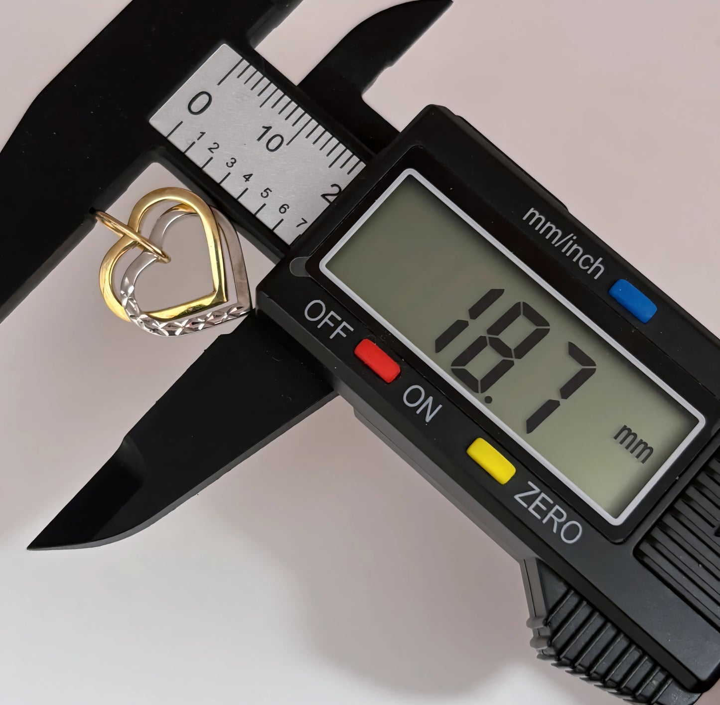 NZGD | 9ct Two Tone Gold Intertwined Hearts Reverie Pendant