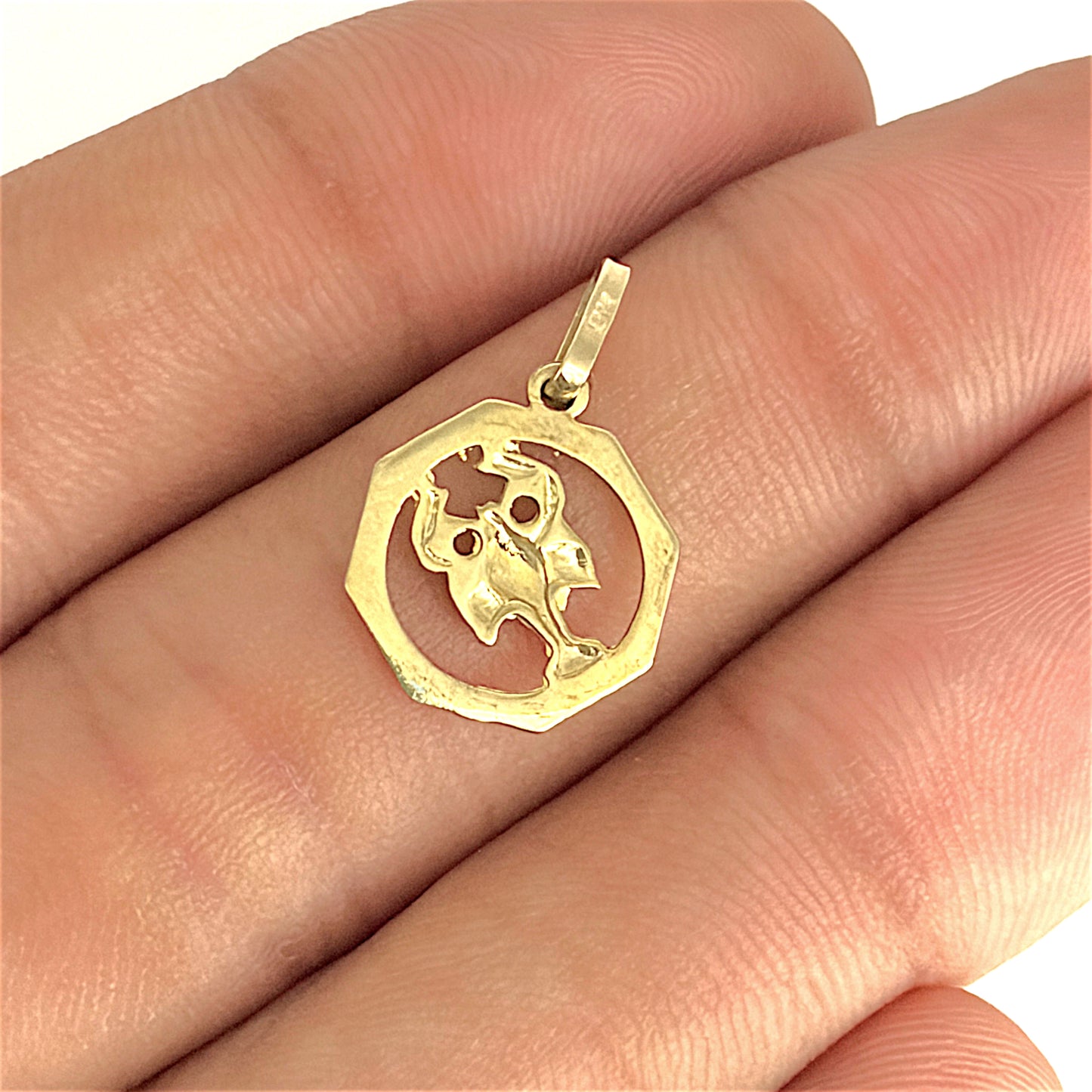 BRAND NEW | 9ct Gold Golden Lobster Luck Charm / Pendant