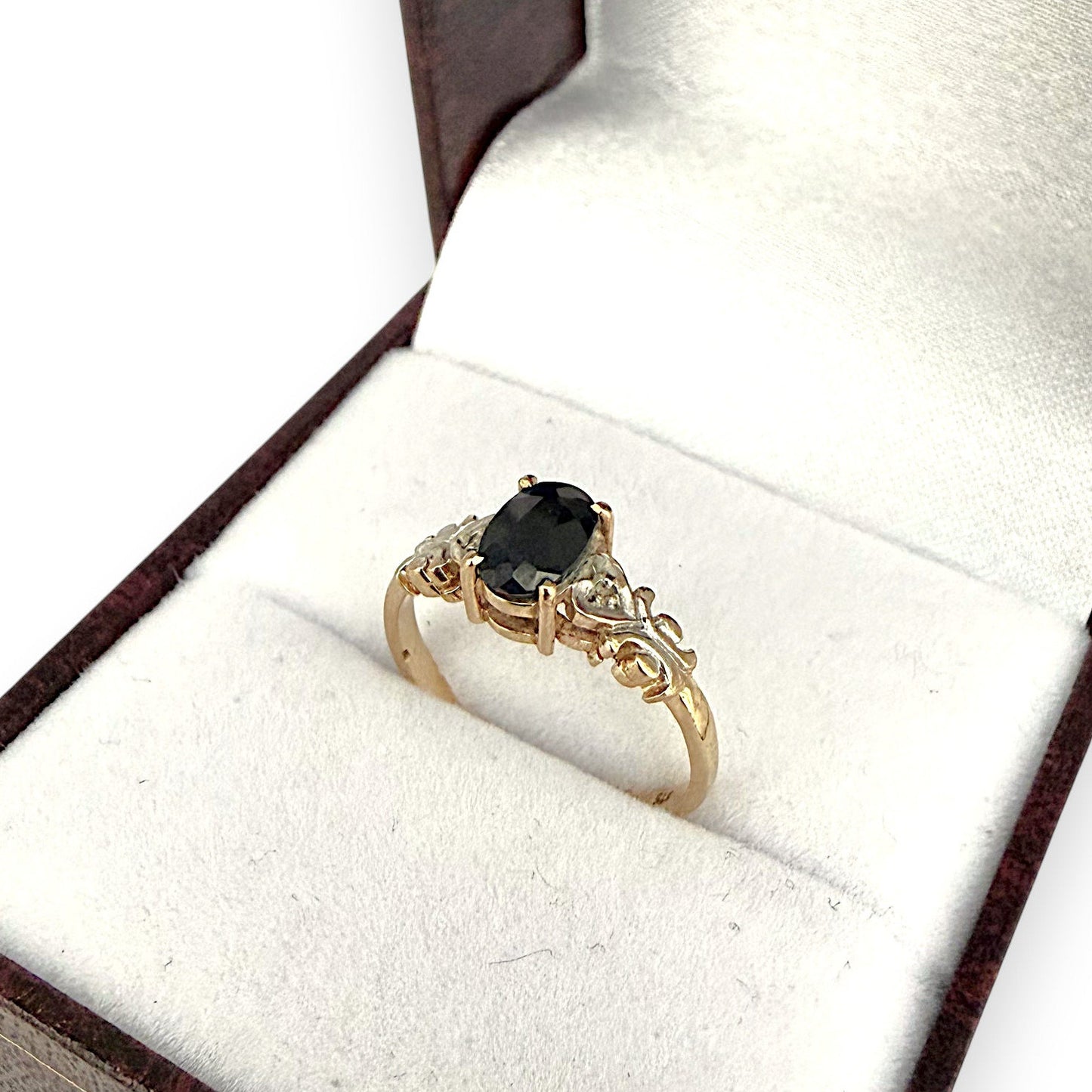 NZGD | 9ct Gold Vintage Midnight Sapphire Ring Size G