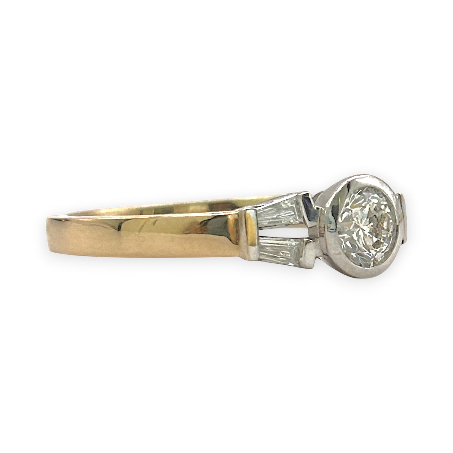 BRAND NEW | 18ct Gold Ring Y/W Gold Trilight Diamond Ring Valuation $6,050